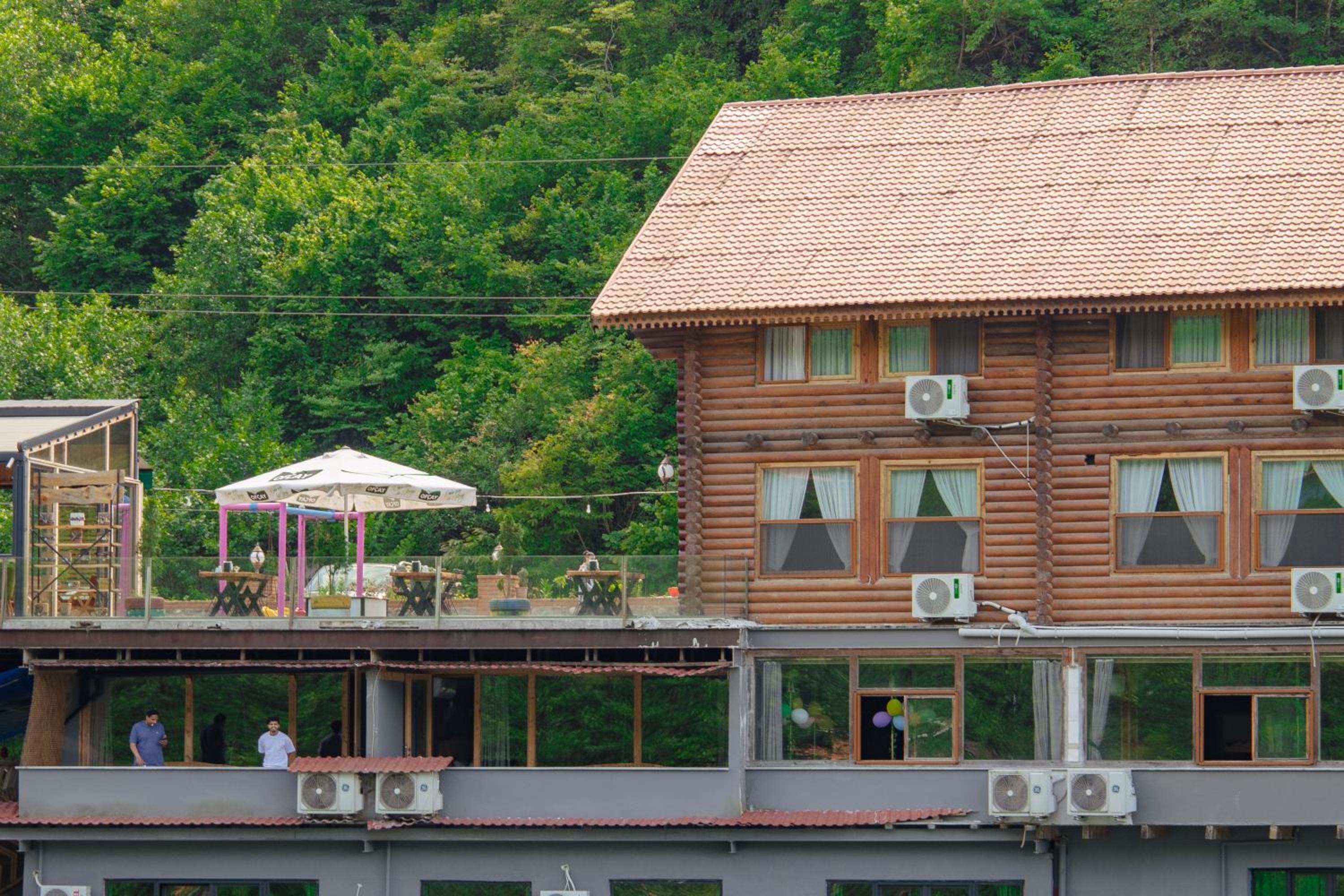 Hotel Kackarsan Vip wooden Suites - Image 1