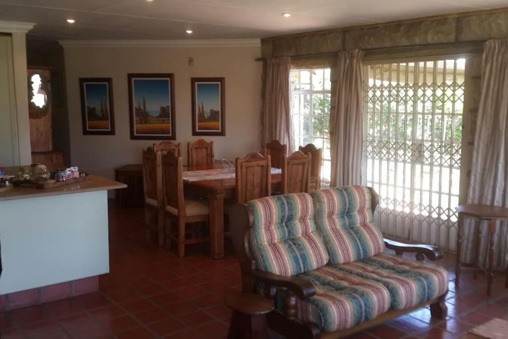 Goedgeleë Self Catering view 4