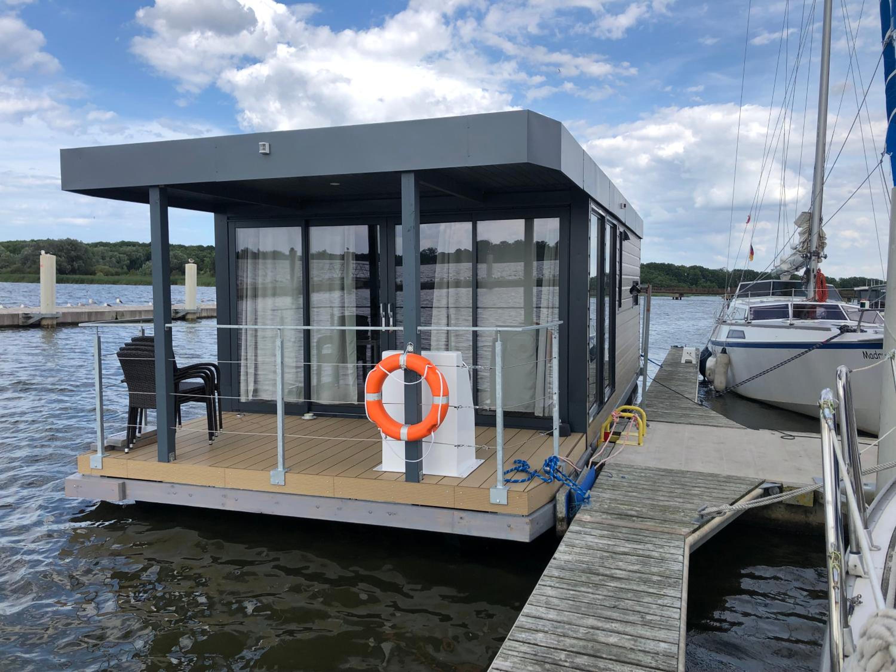 Hausboot- Domy na wodzie - Houseboat Porta Mare