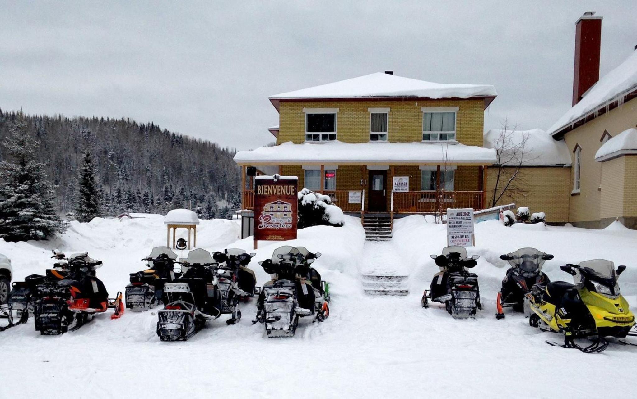 AUBERGE DU DIMANCHE - Hotel - Fjord-du-Saguenay - l'Anse-Saint-Jean - Riviere-Eternite