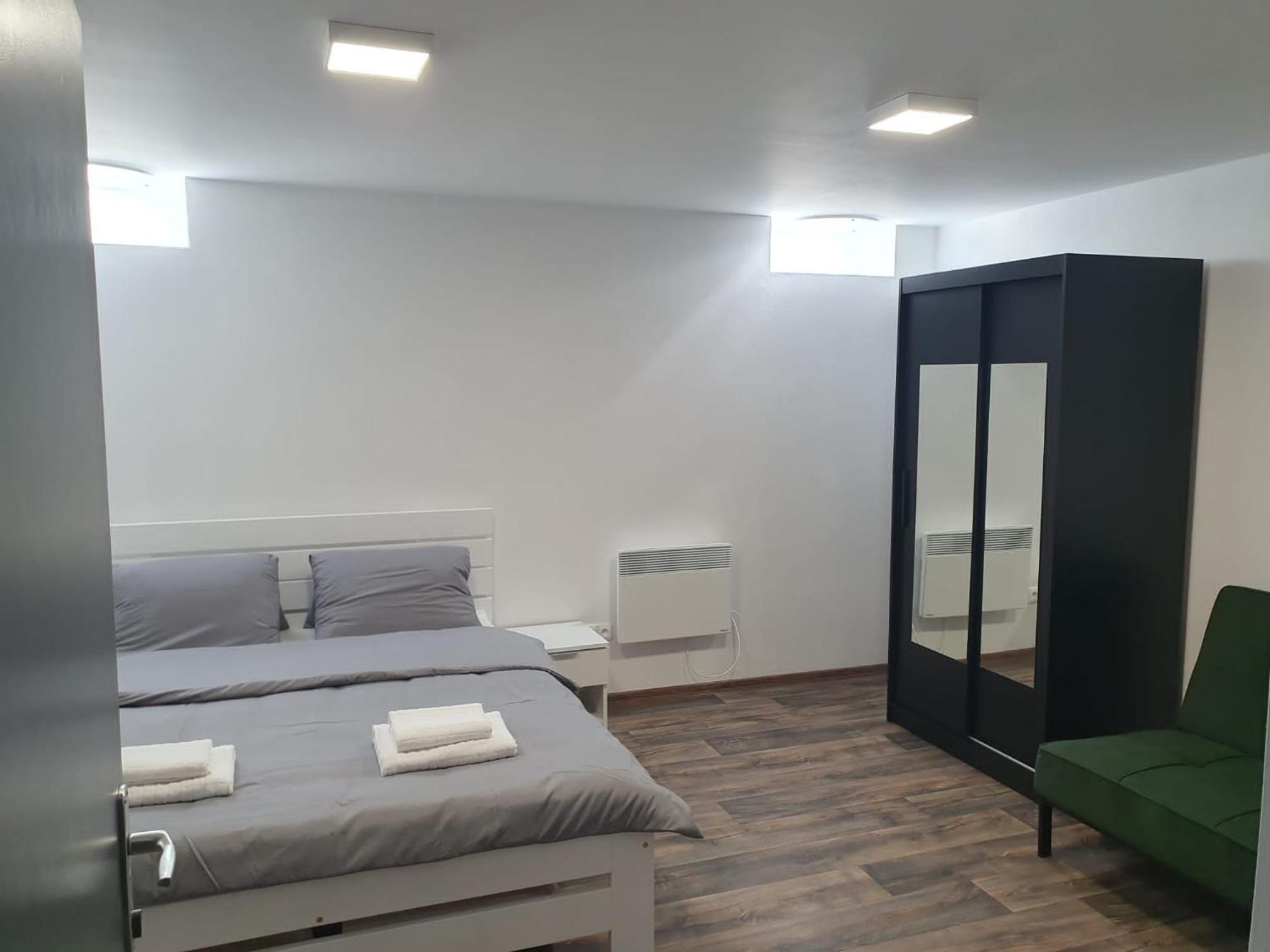 Cedron Apartments