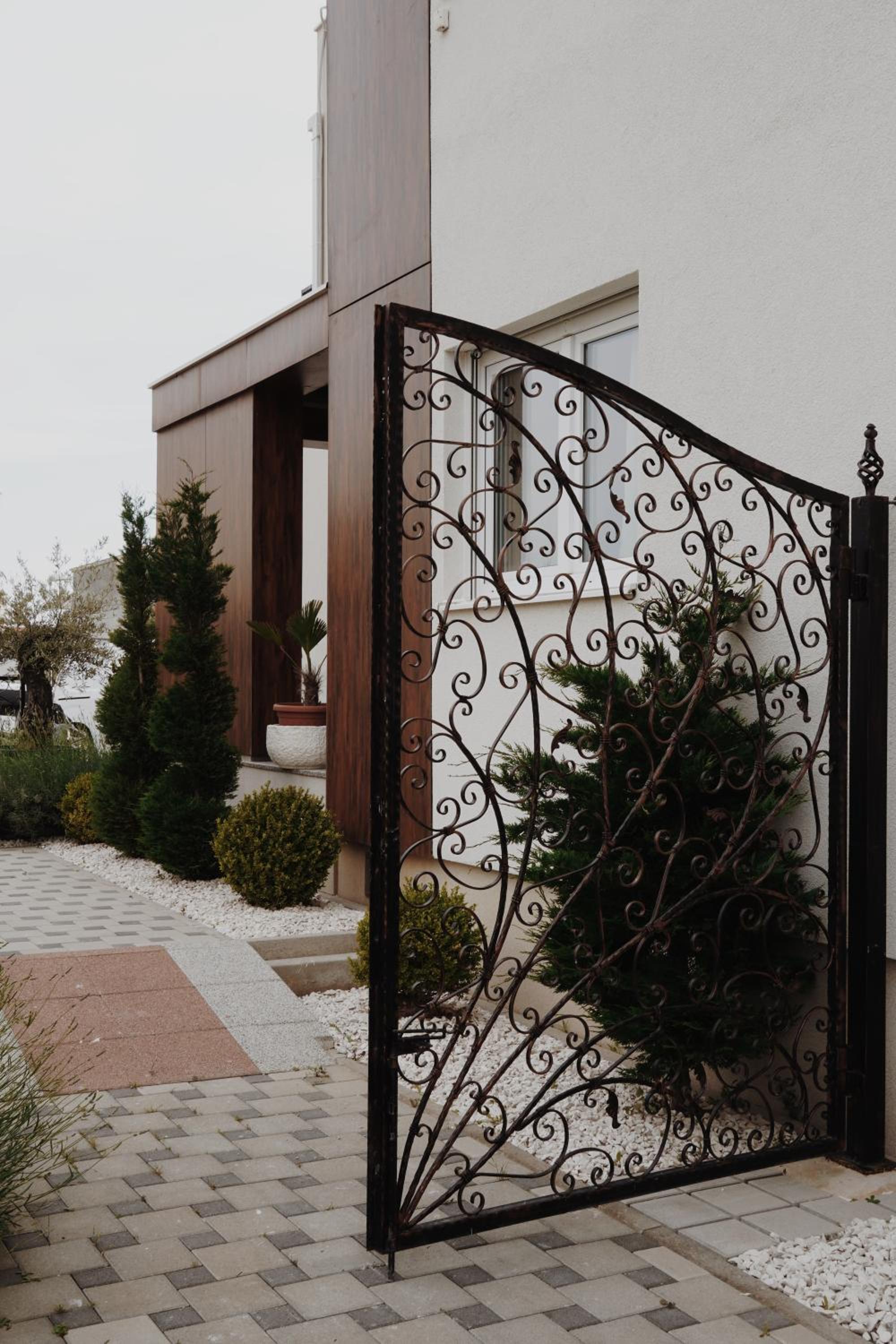 Hotel lo͝or luxury retreat