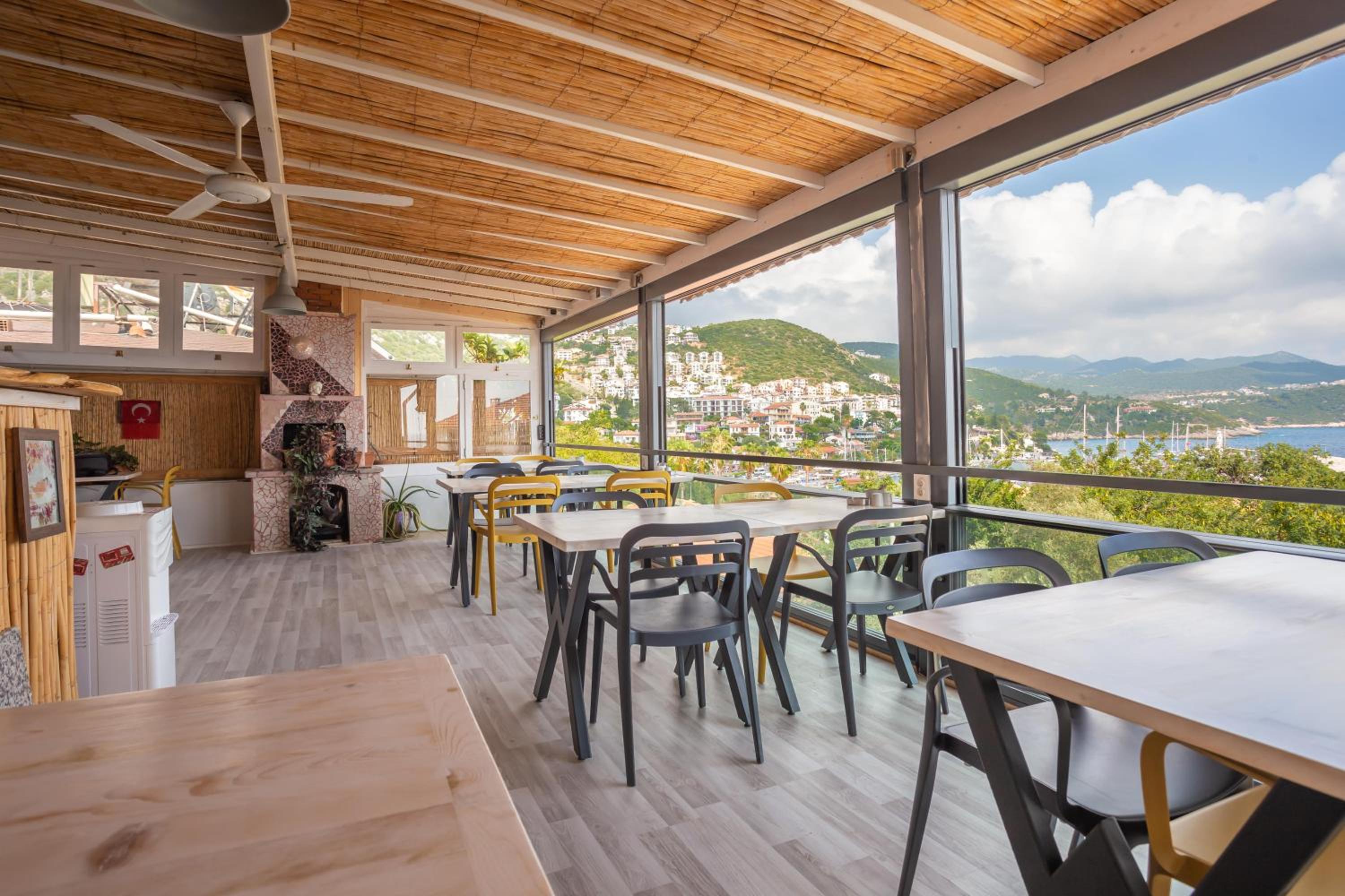 Hotel Nest Gunay Otel - Image 1