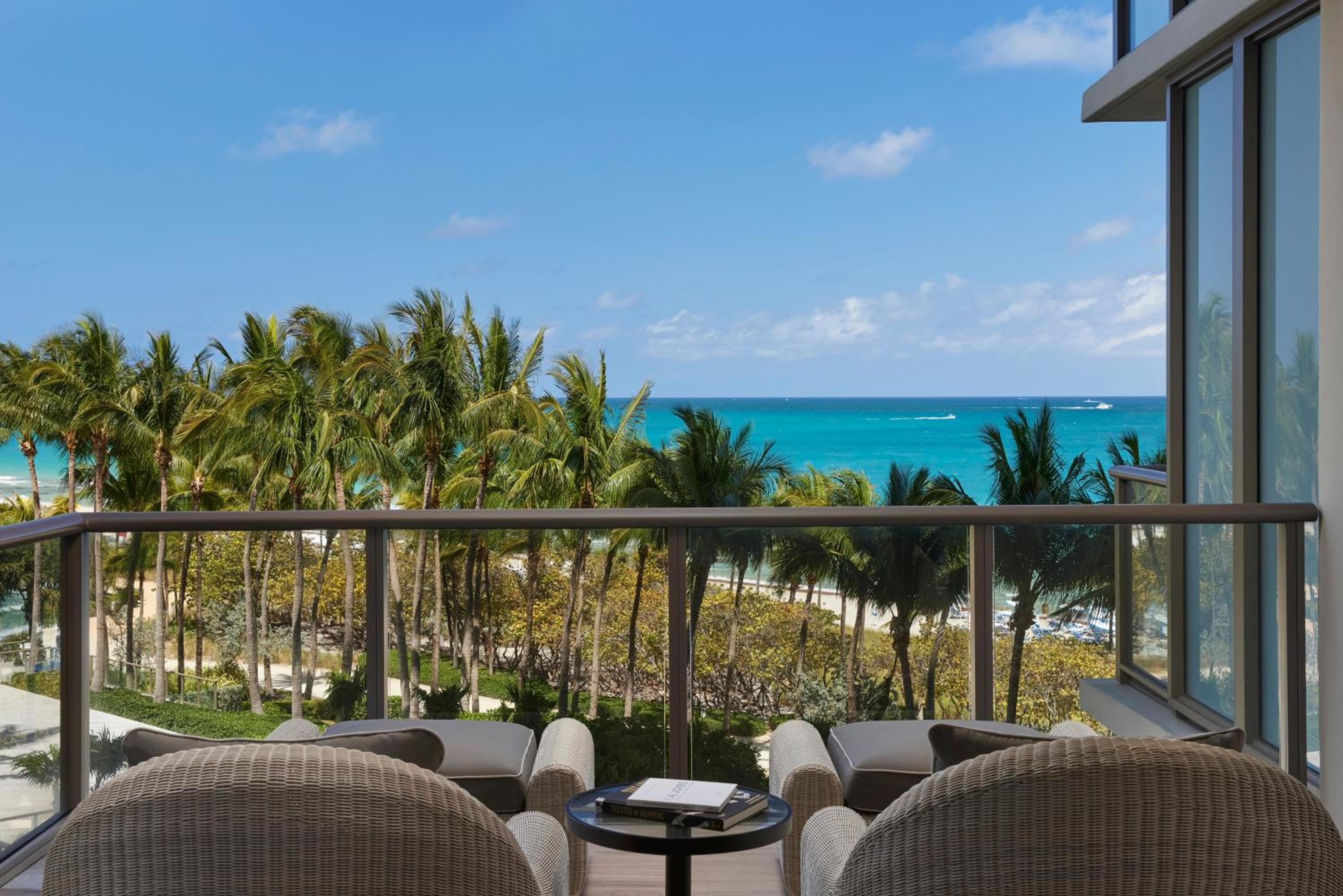 The St. Regis Bal Harbour Resort - Image 4