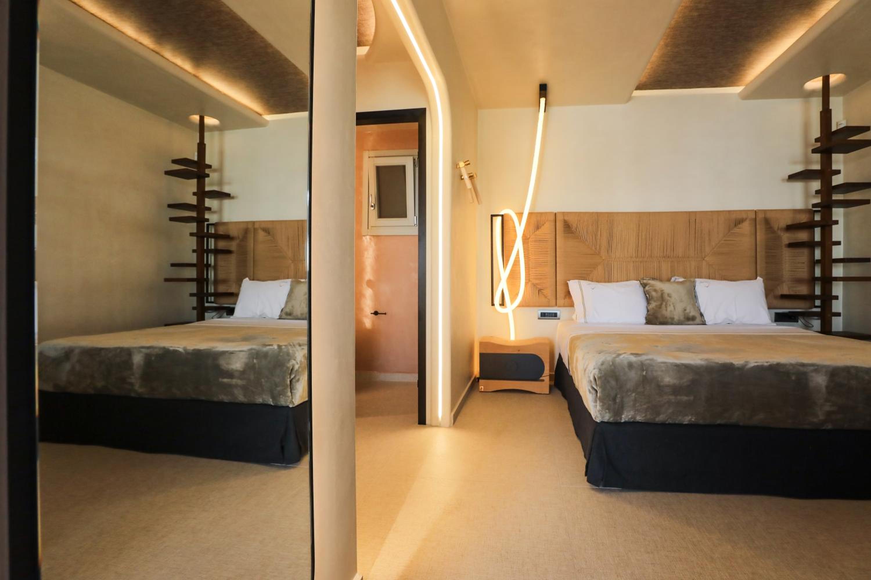 Brilliance of Mykonos photo 4