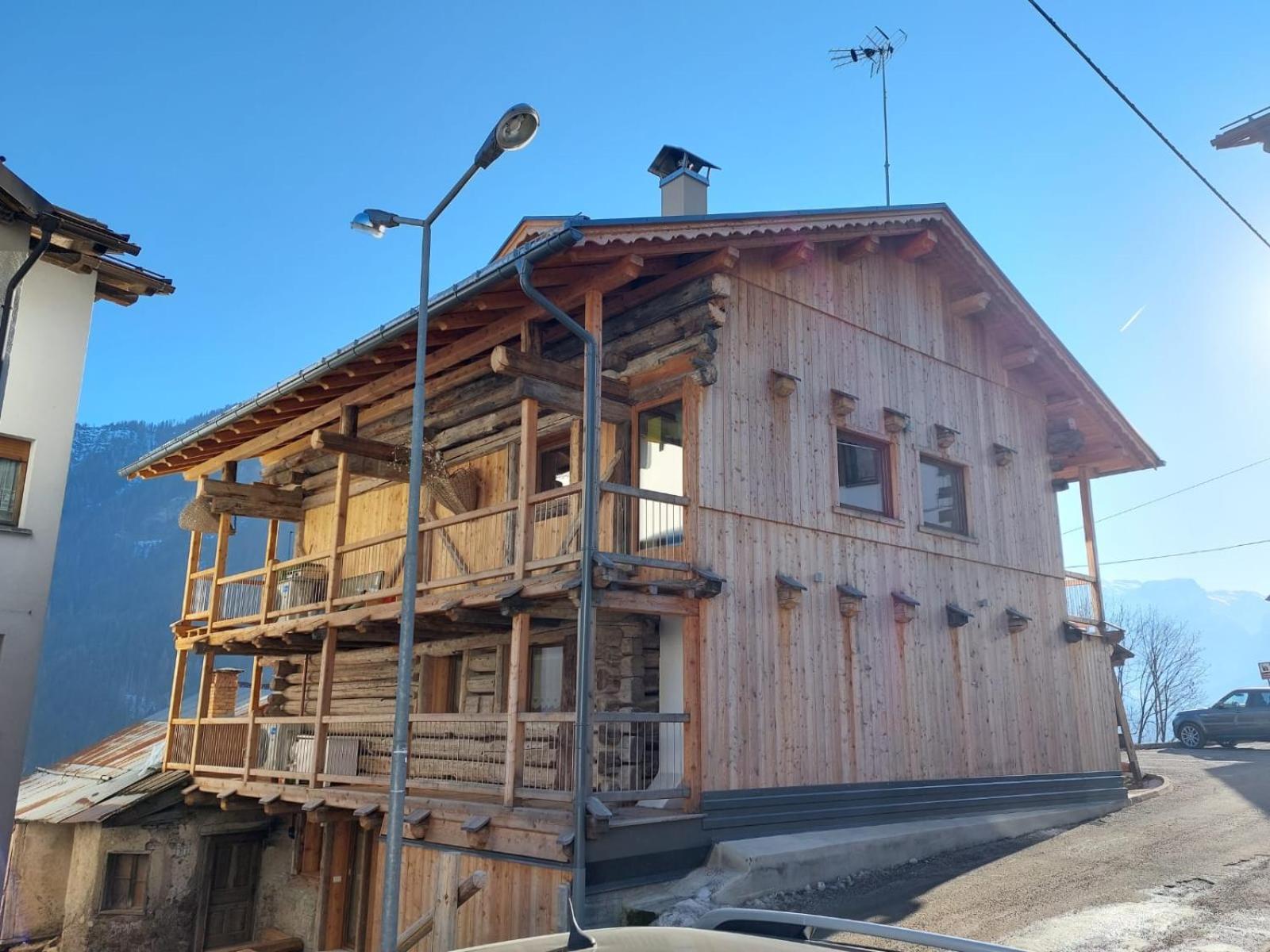 Monolocale Carfon