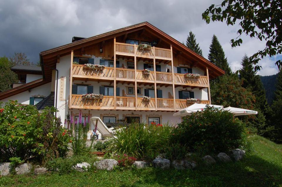 Rifugio Caltena