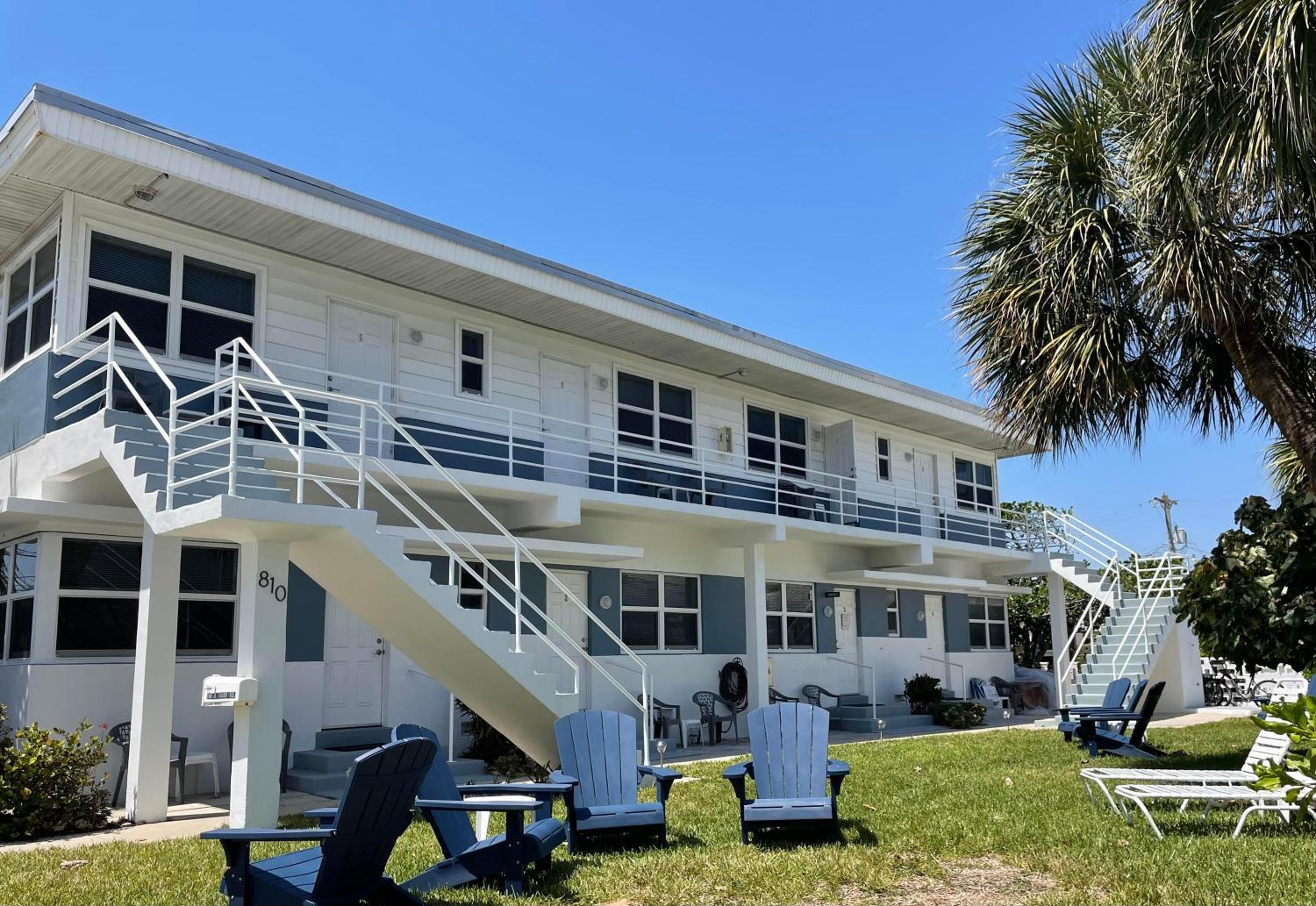 Hotel Suite #1 - Marine Villas Hollywood - 1 Bedroom - Image 1