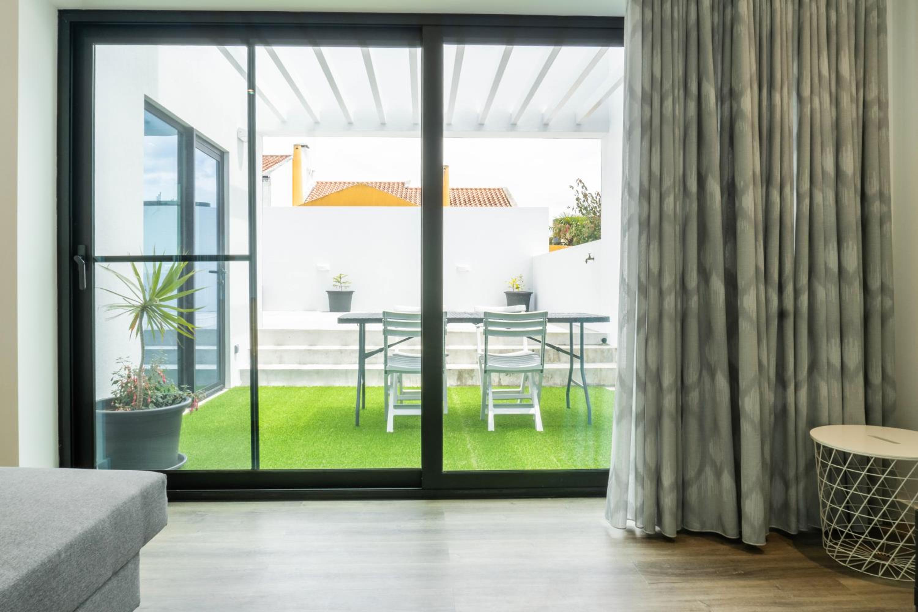 EnCanto Terrace House