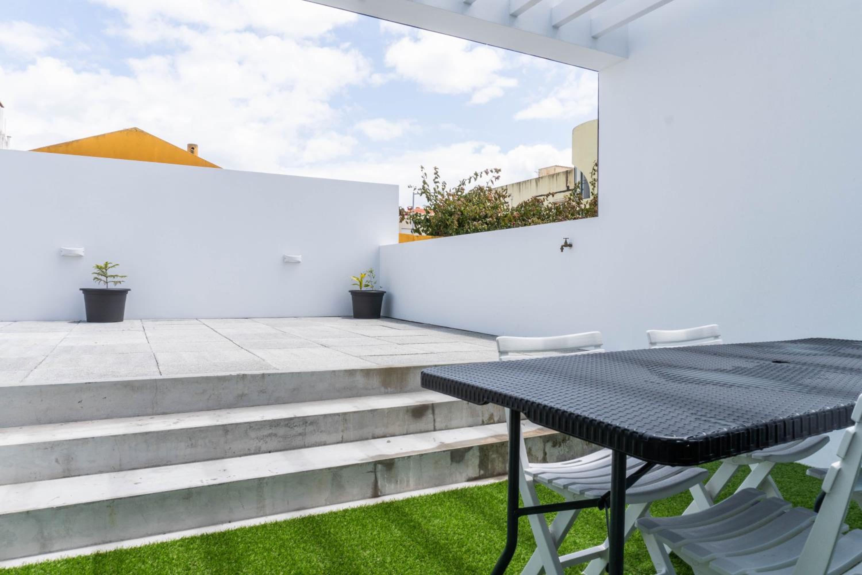 EnCanto Terrace House