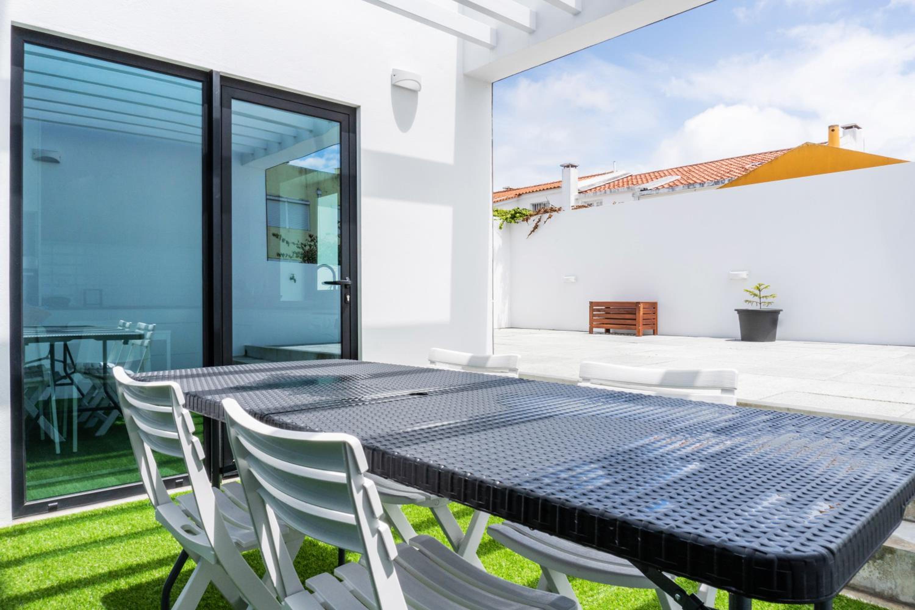 EnCanto Terrace House