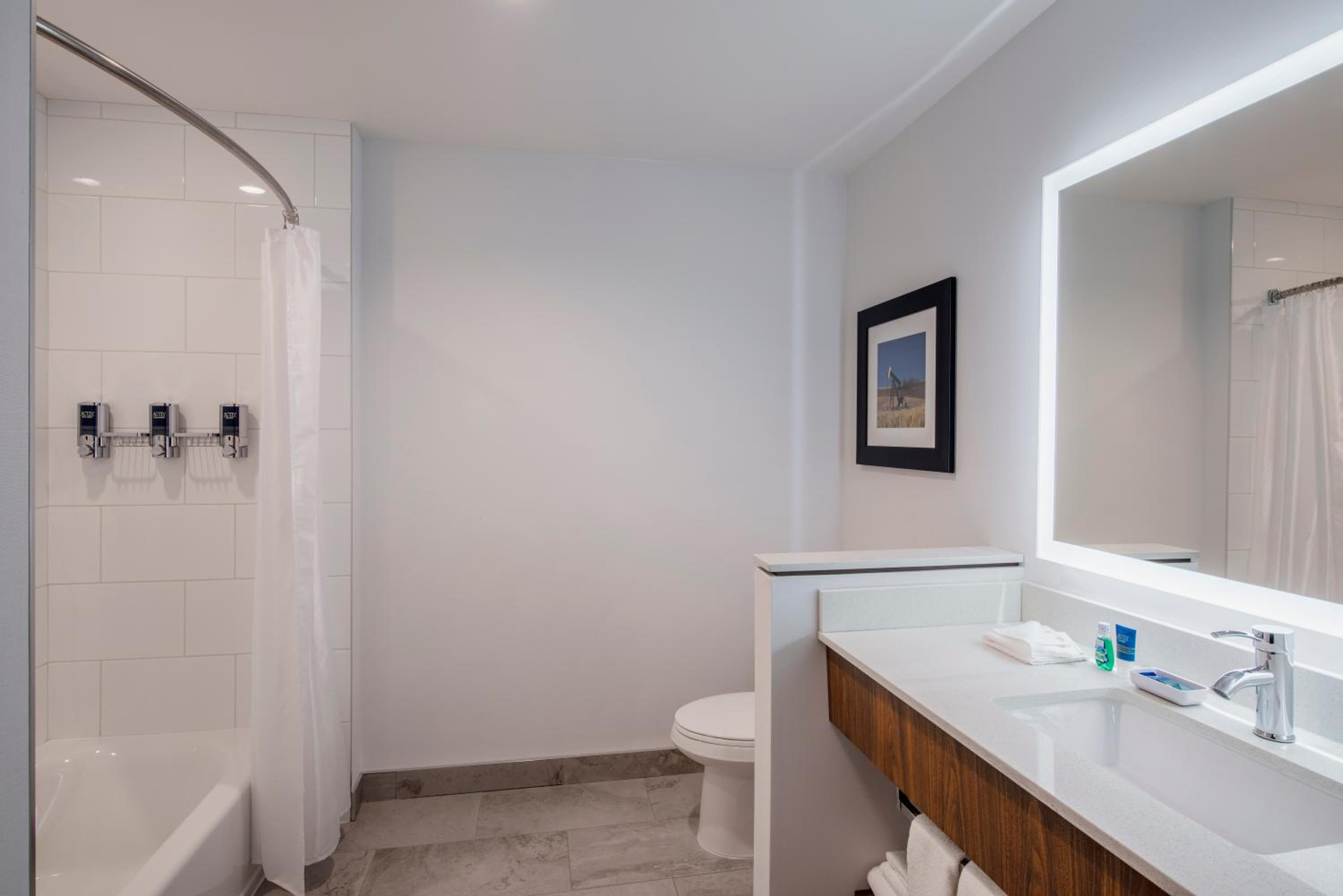 Grande Prairie Vacations - Four Points by Sheraton Grande Prairie - Property Image 4