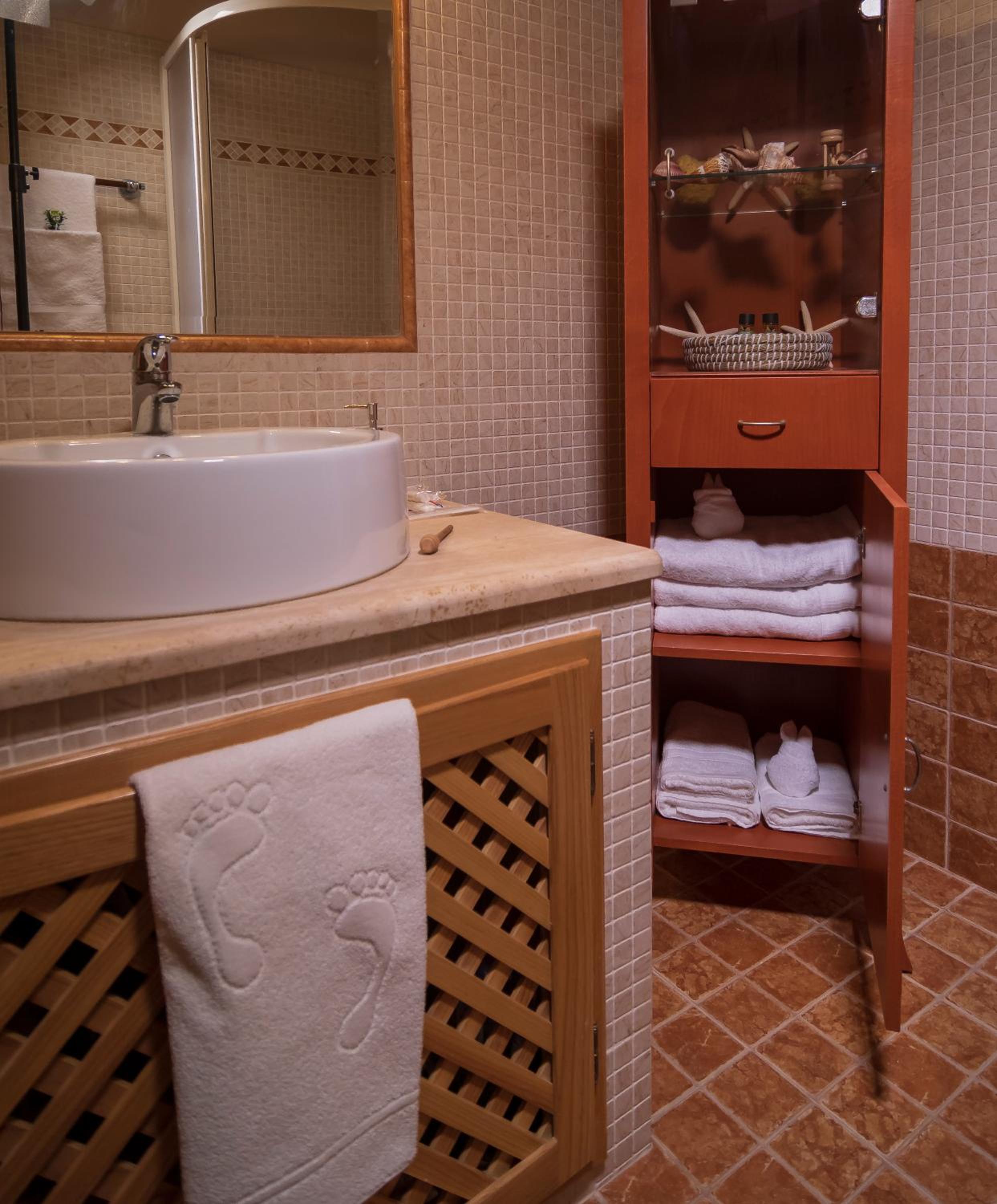 Vothinoi Luxury Home