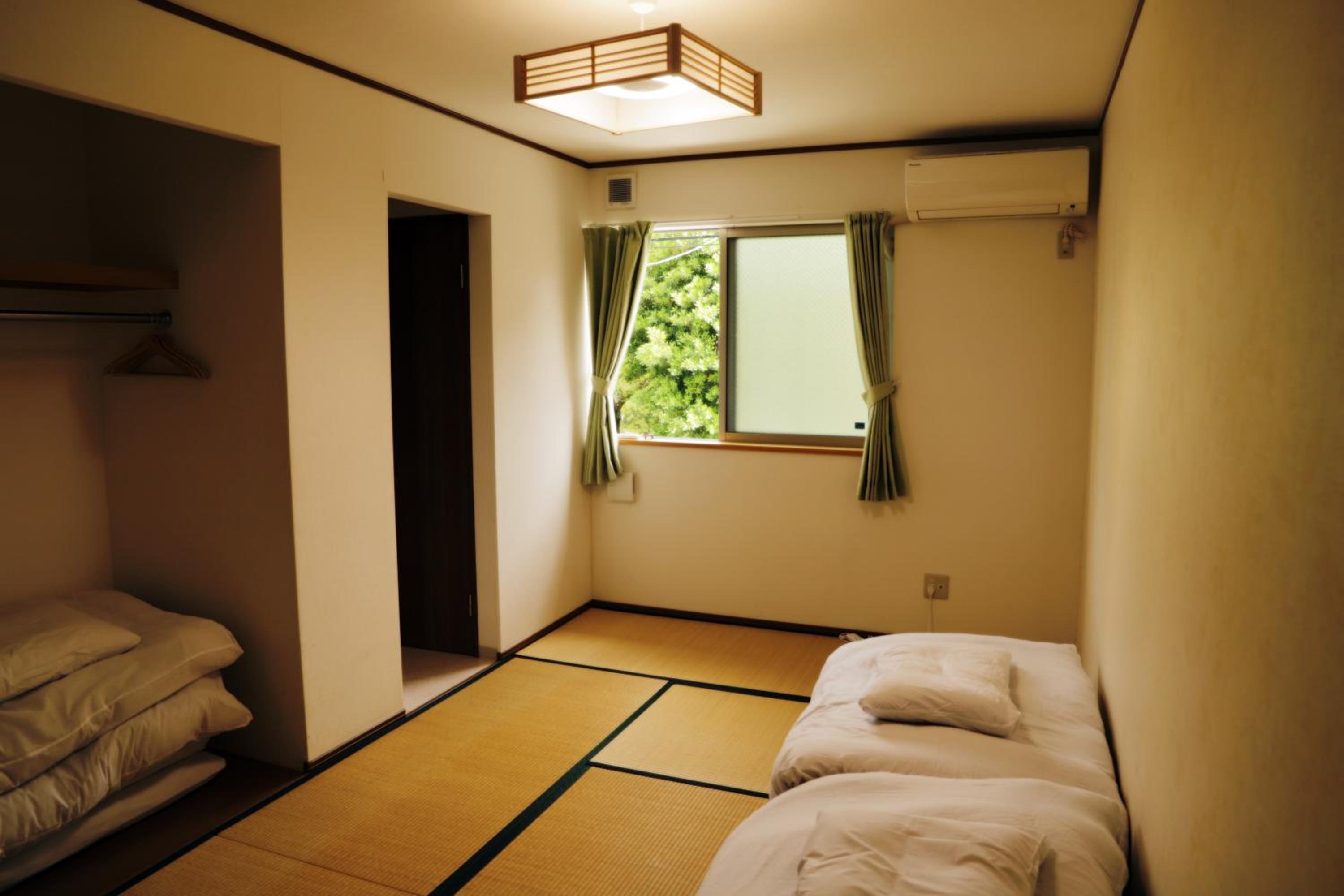 THE PARK VIEW HOUSE TENNOJI 110m2 free wifi 5mins from station private house 4room 4bath