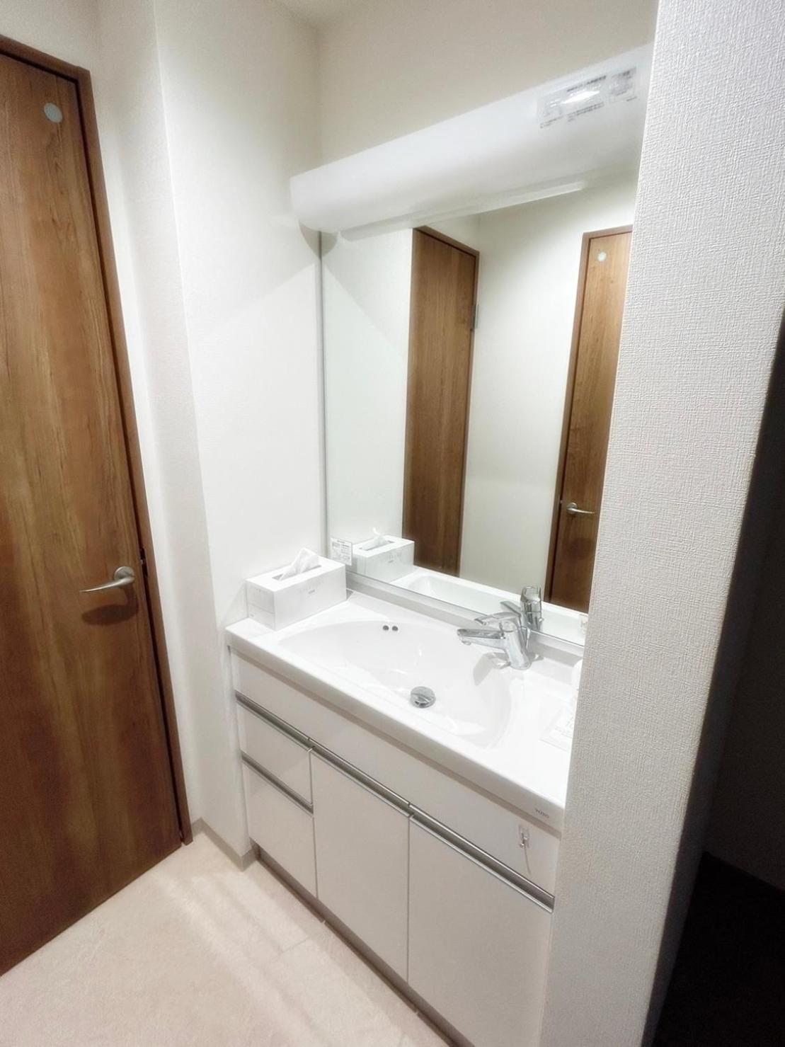 THE PARK VIEW HOUSE TENNOJI 110m2 free wifi 5mins from station private house 4room 4bath