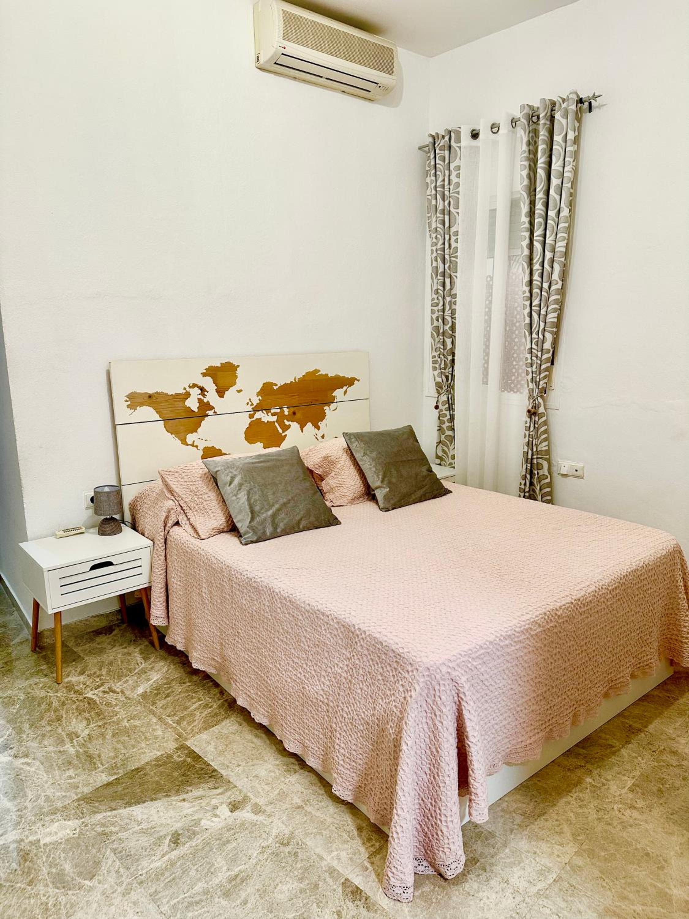 Apartamento acogedor y moderno en pleno centro de Sevilla con Parking Gratis