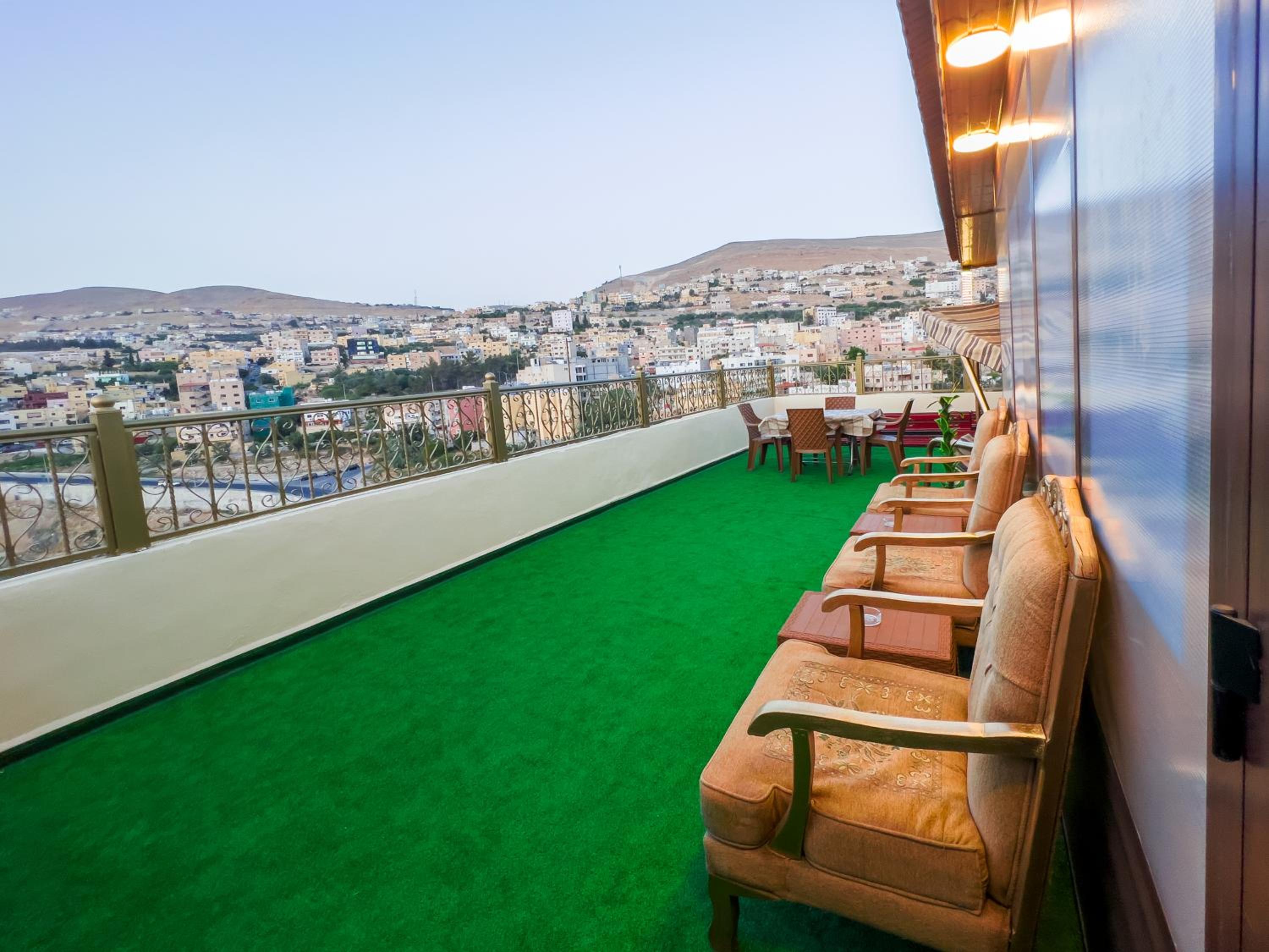 PETRA ROYAL HOUSE view 4