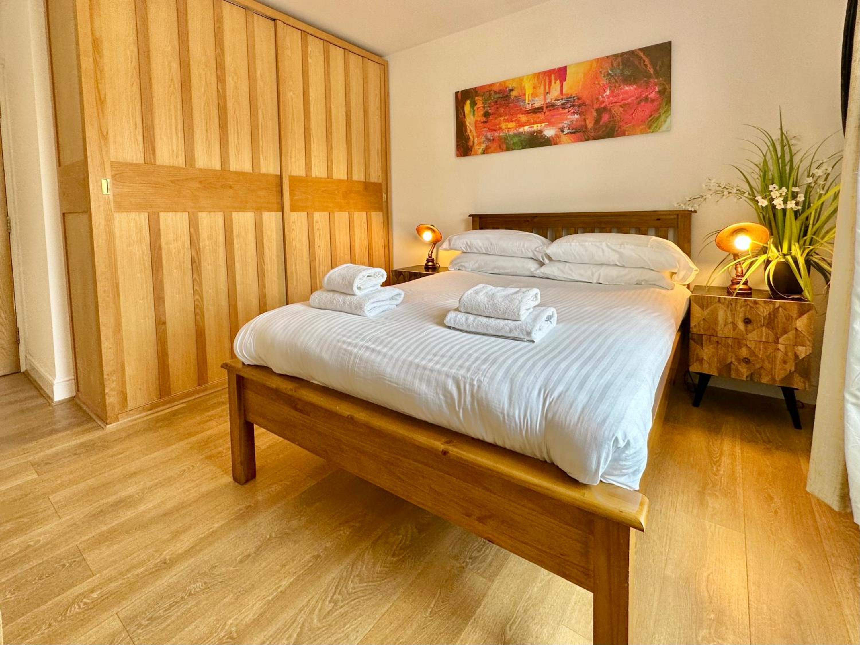 Riverside Apartment at Woodsmill Quay photo 3