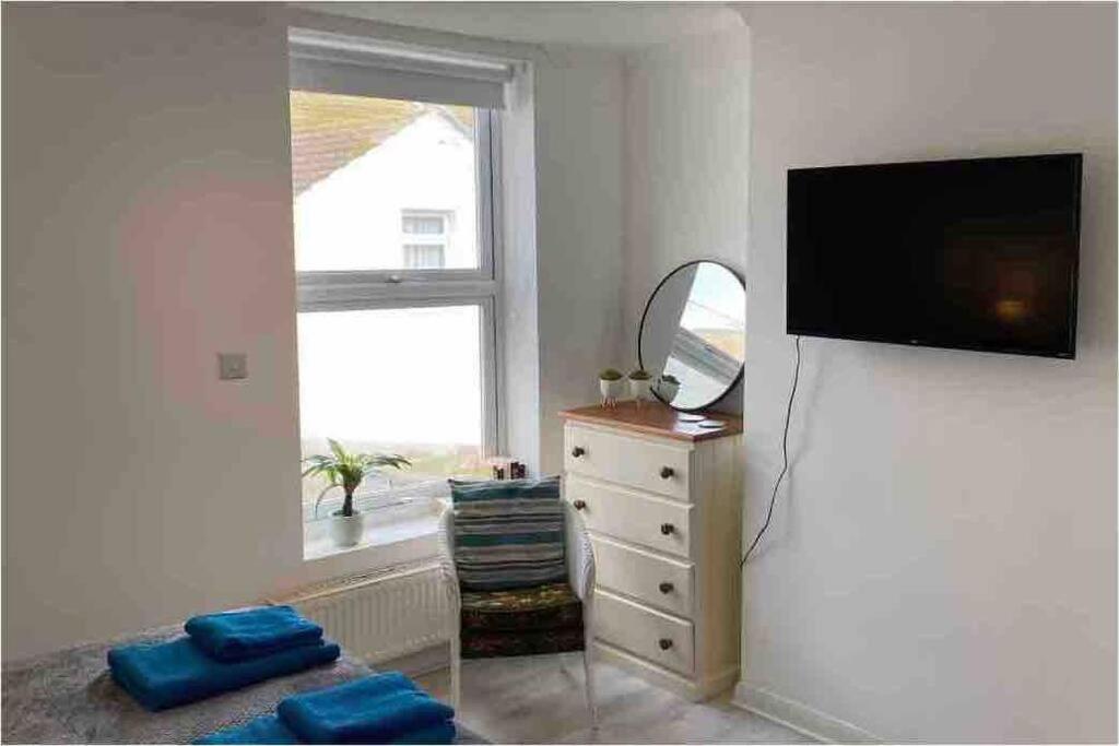 Seaside studio