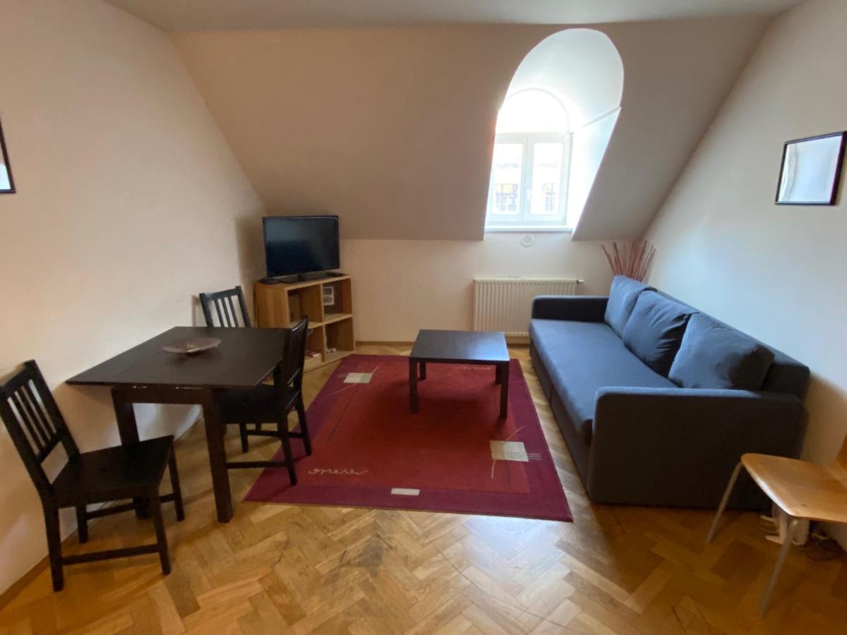 Apartment Florenc