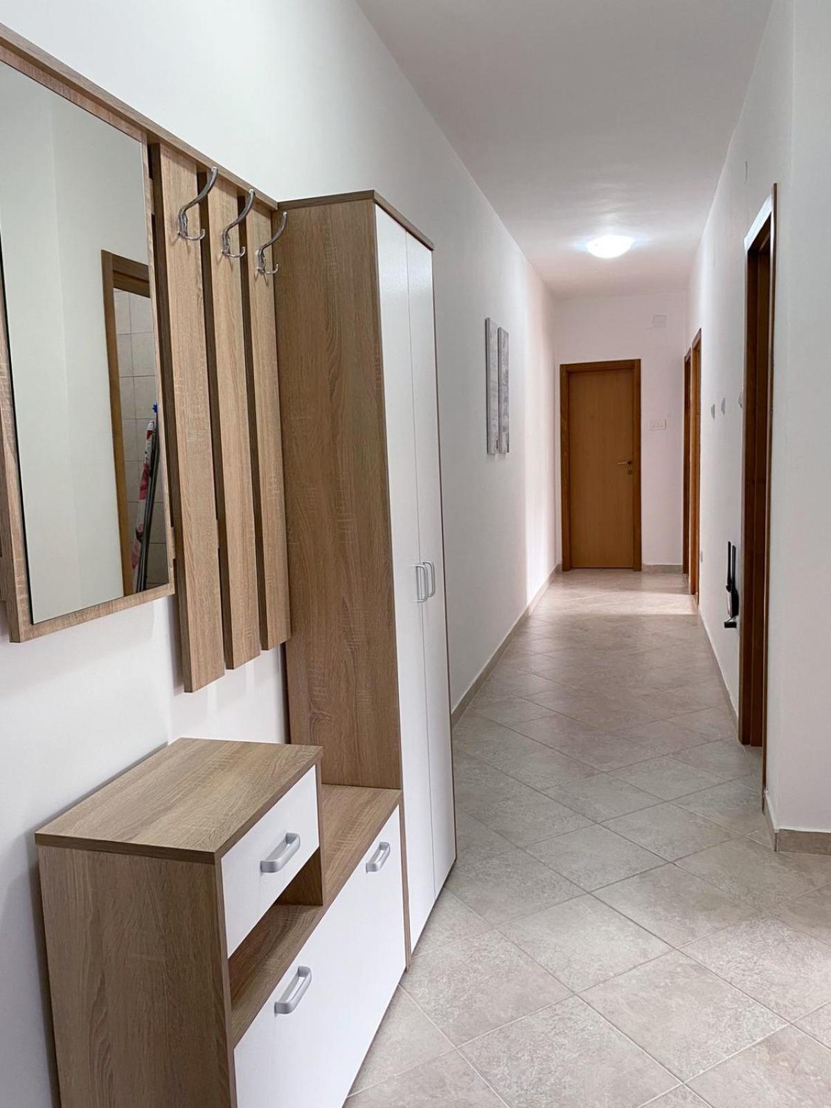 Apartment Varezić