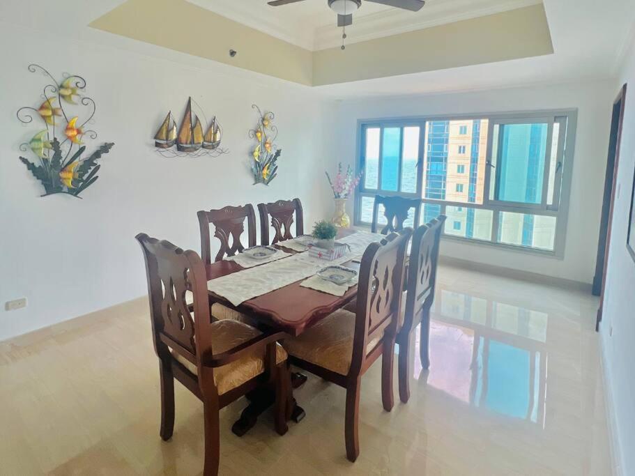 Beach Front Penthouse in Exclusive Tower