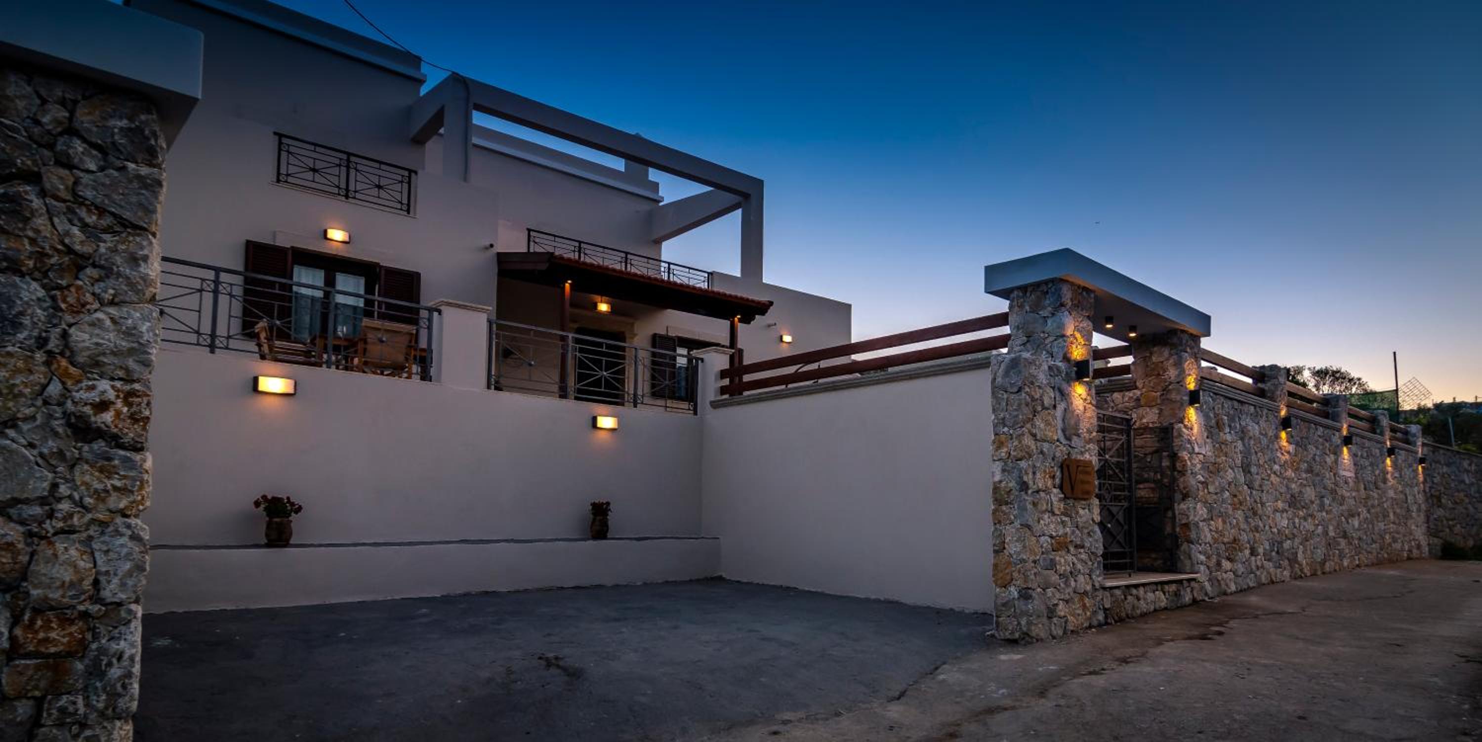 Vothinoi Luxury Home