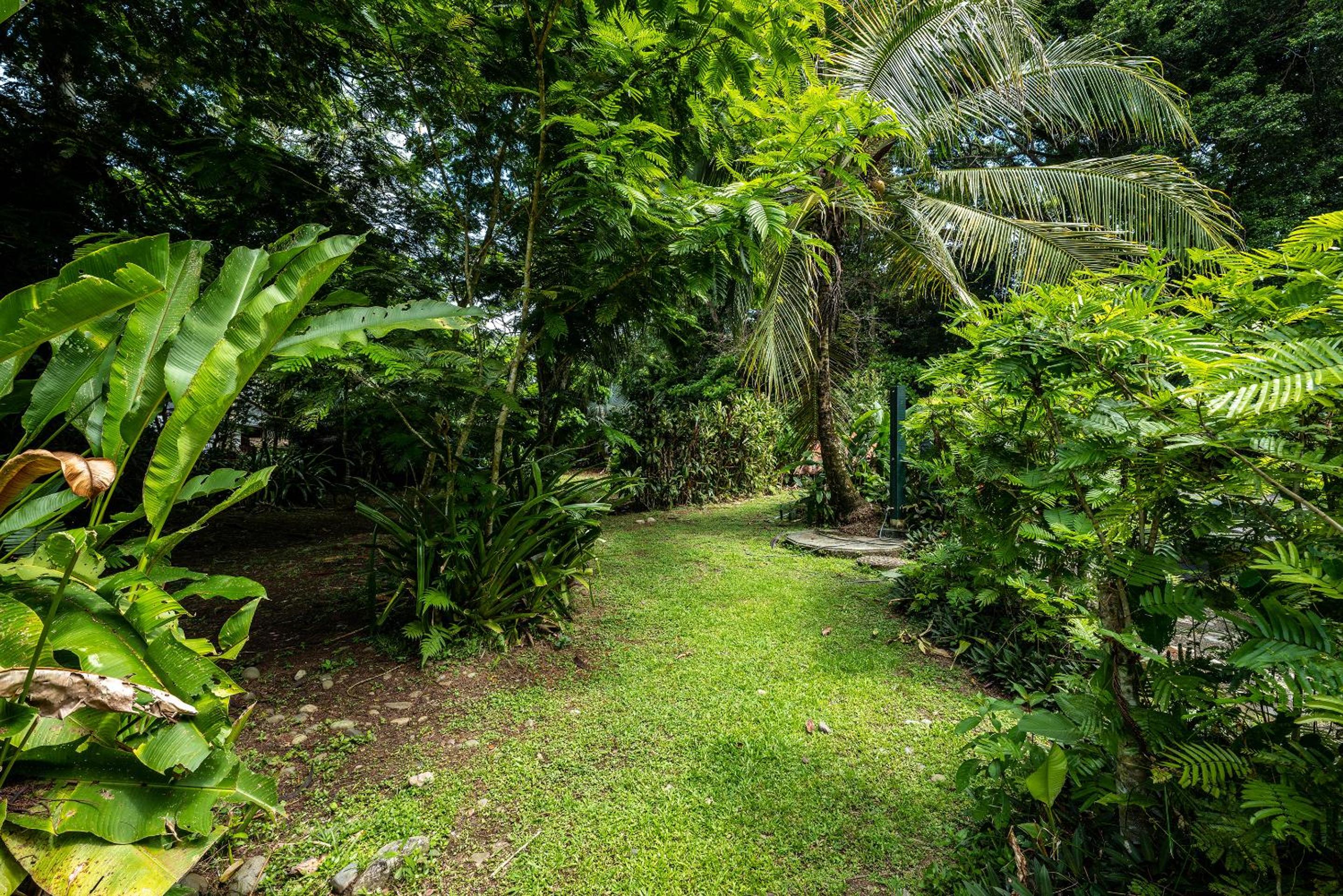 Private Villa on 2-Acres of Jungle Garden & Pool