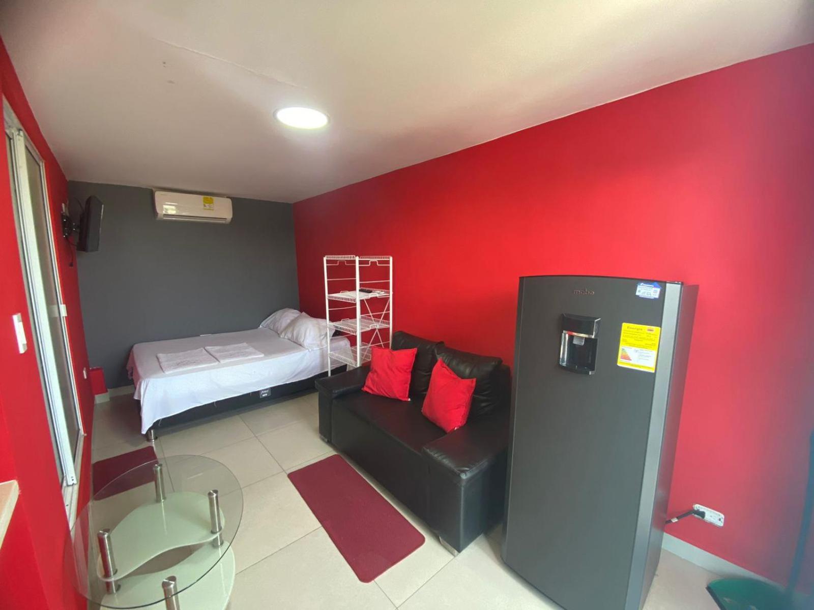 La casita de max y tim apartaestudio 4to piso view 3