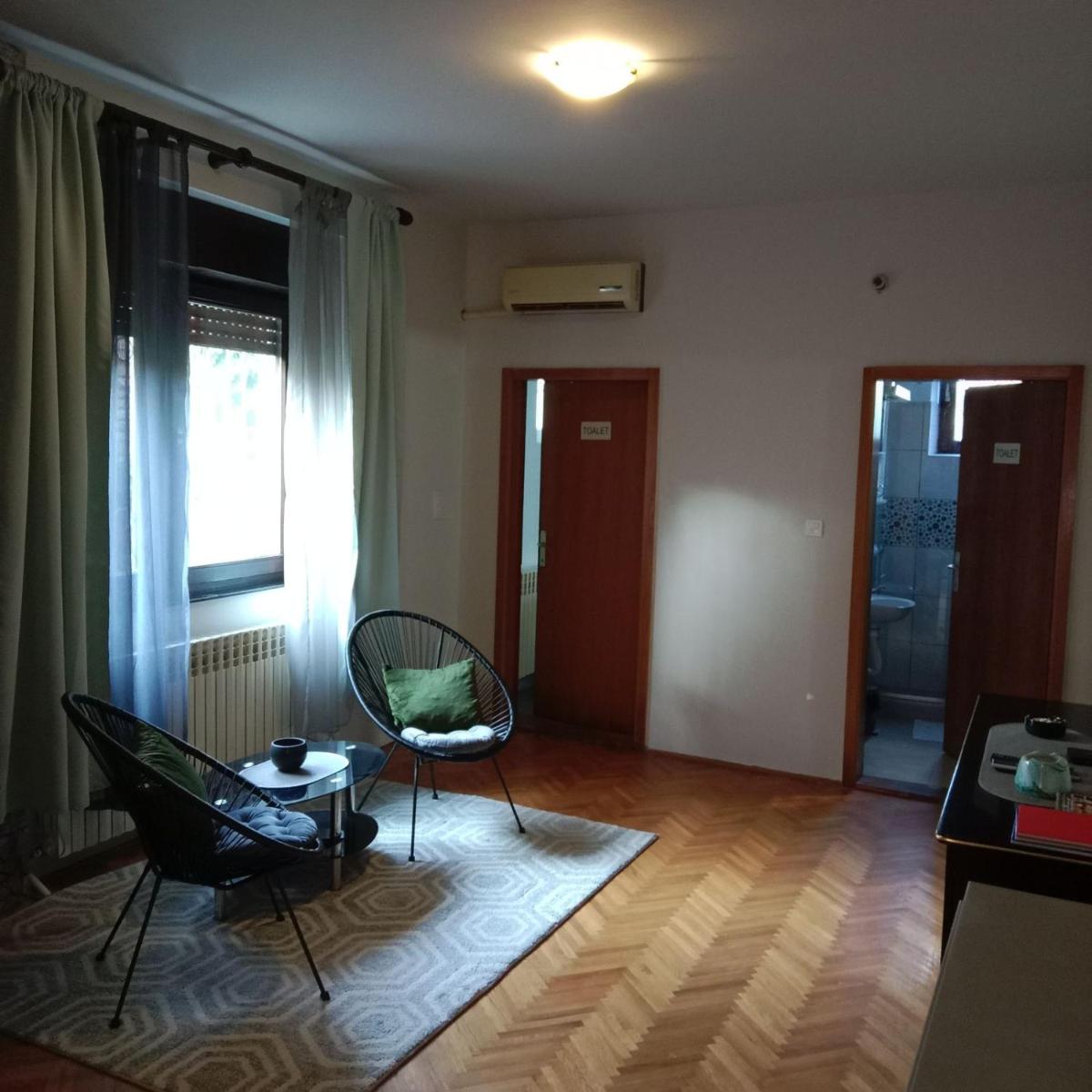 Apartmani Lena 1 view 3