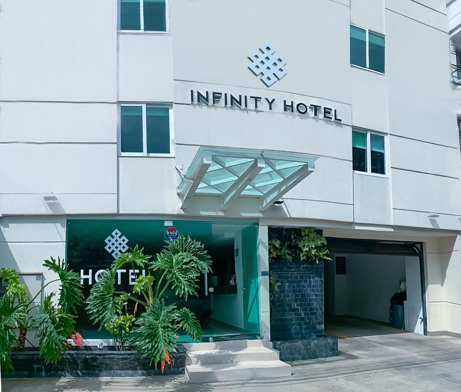 Hotel Infinity Hotel - Image 1