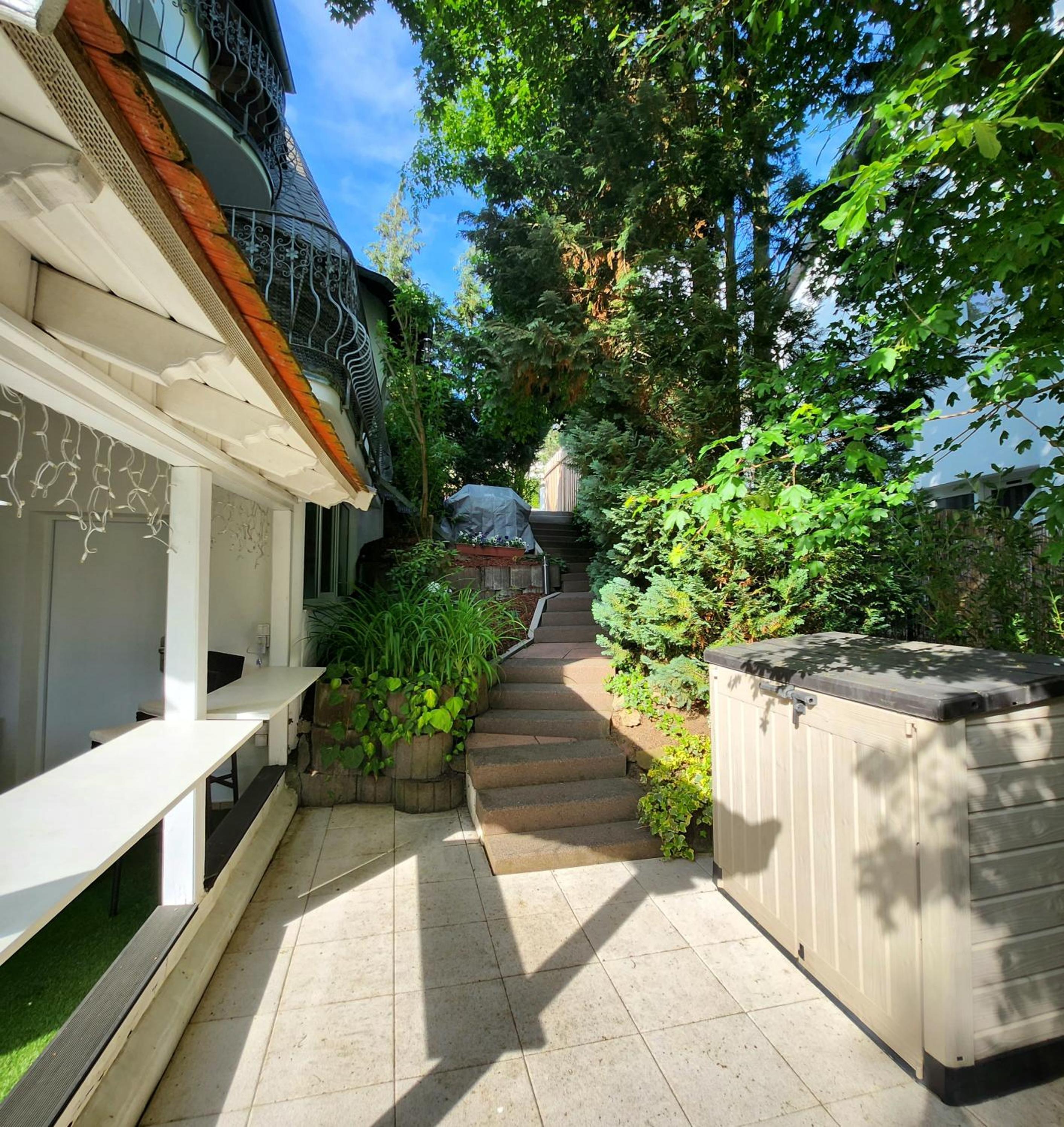 GardenView Apartments  Suites bei Bad Kissingen - Property Image 11
