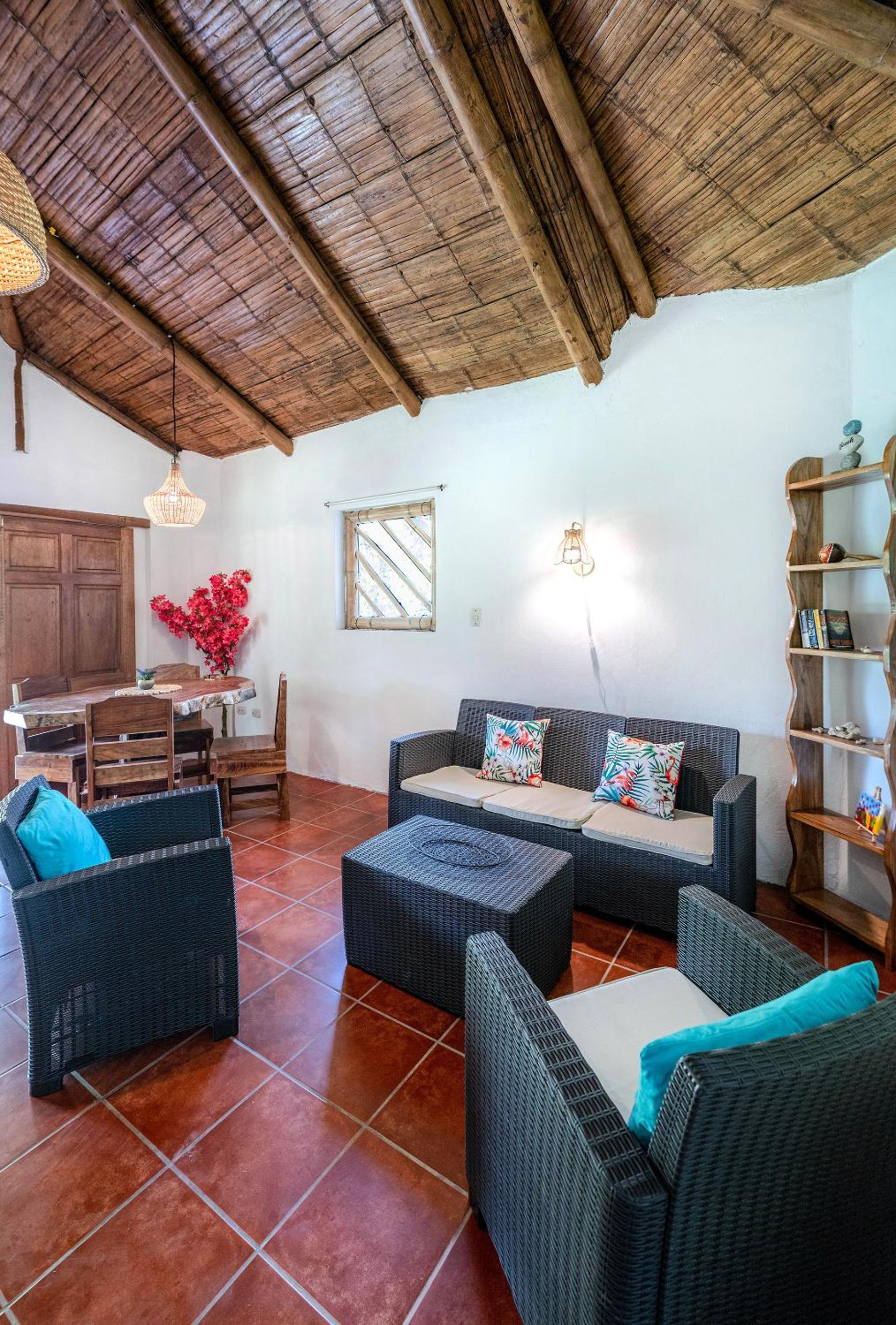 Casa Lavanda in tropical jungle garden