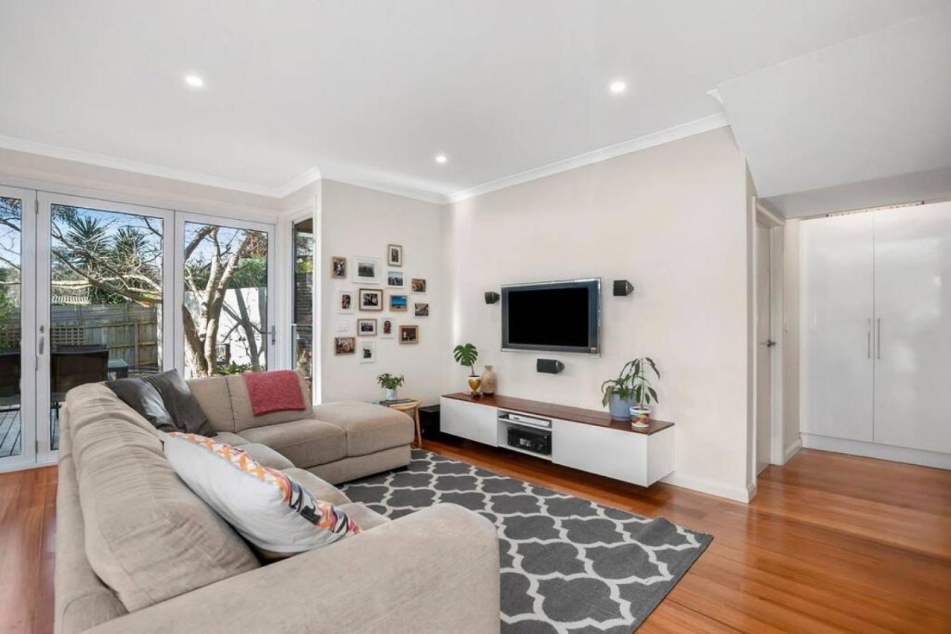 Explore Frankston South from this lovely home