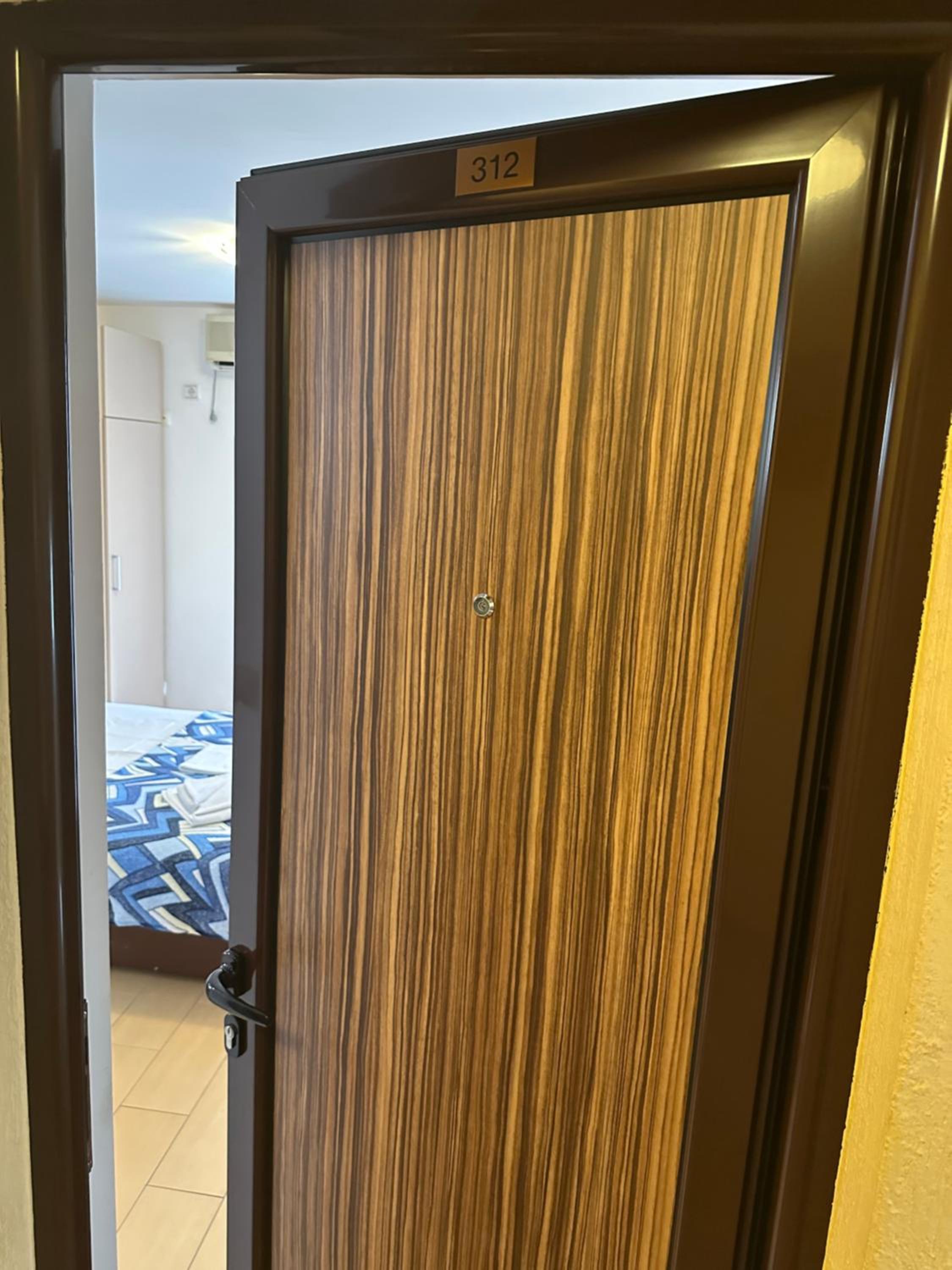 Azzuro apartments Budva view 5