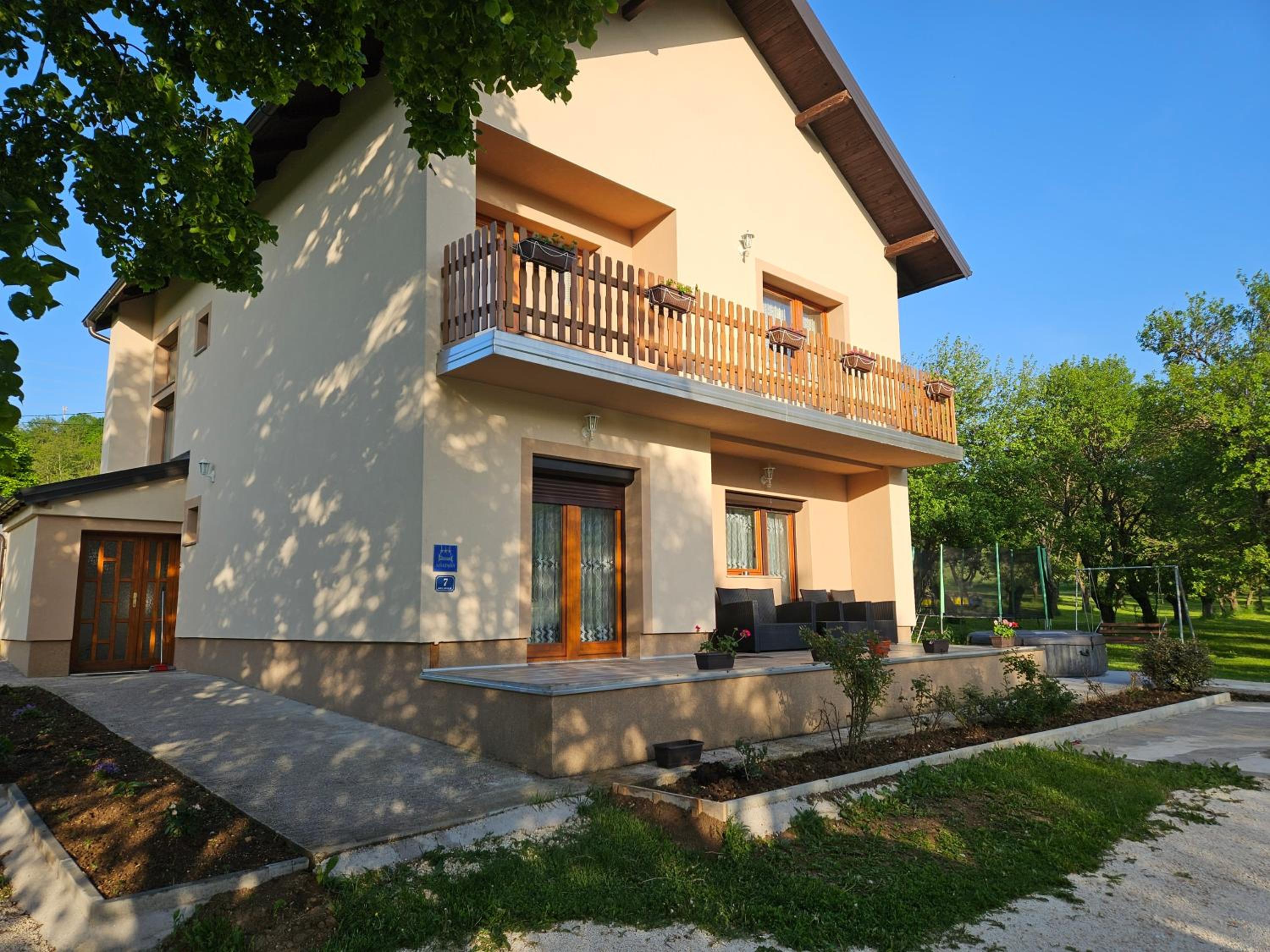 Photo 24