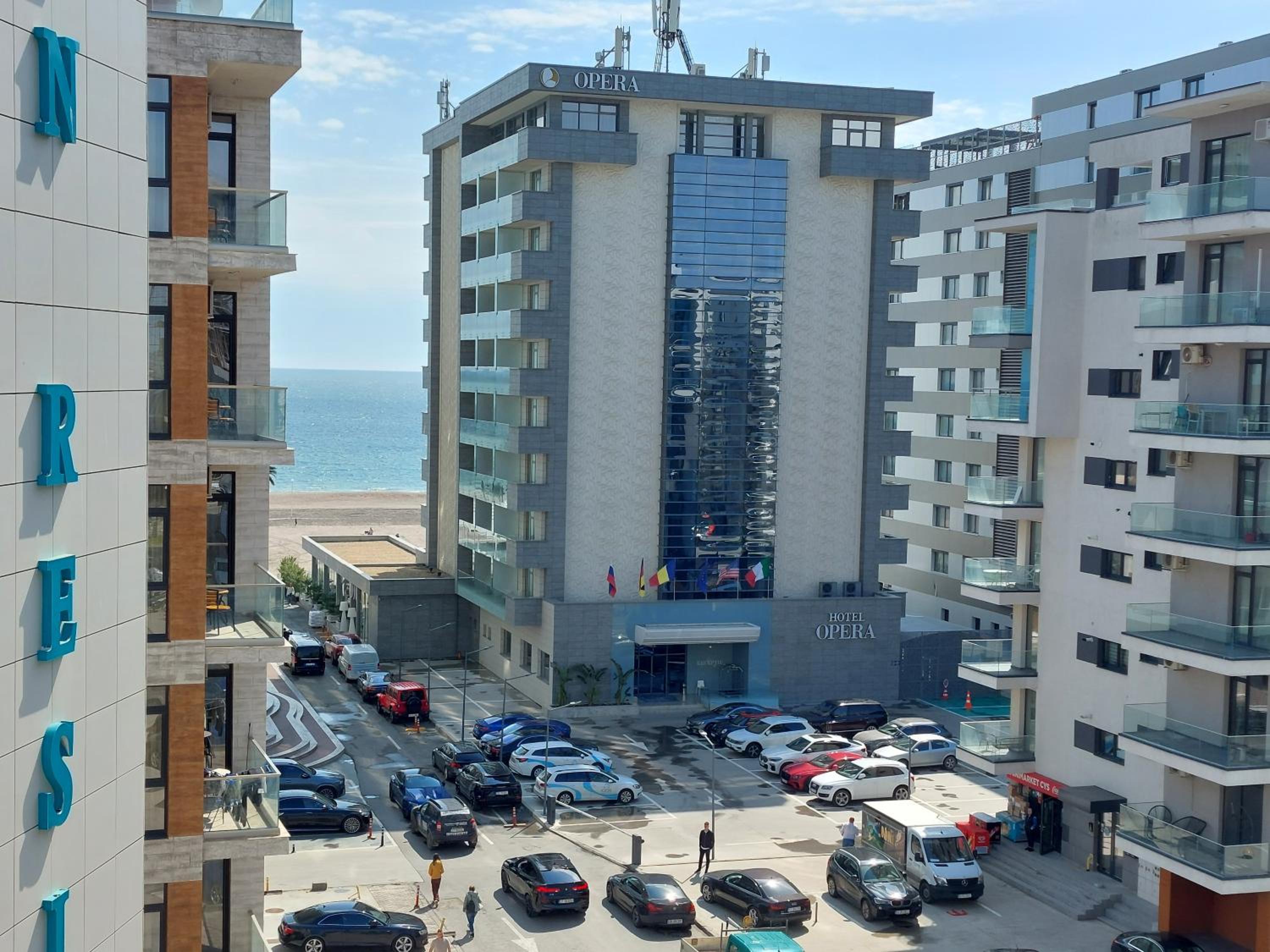 BlueSea Summerland Mamaia