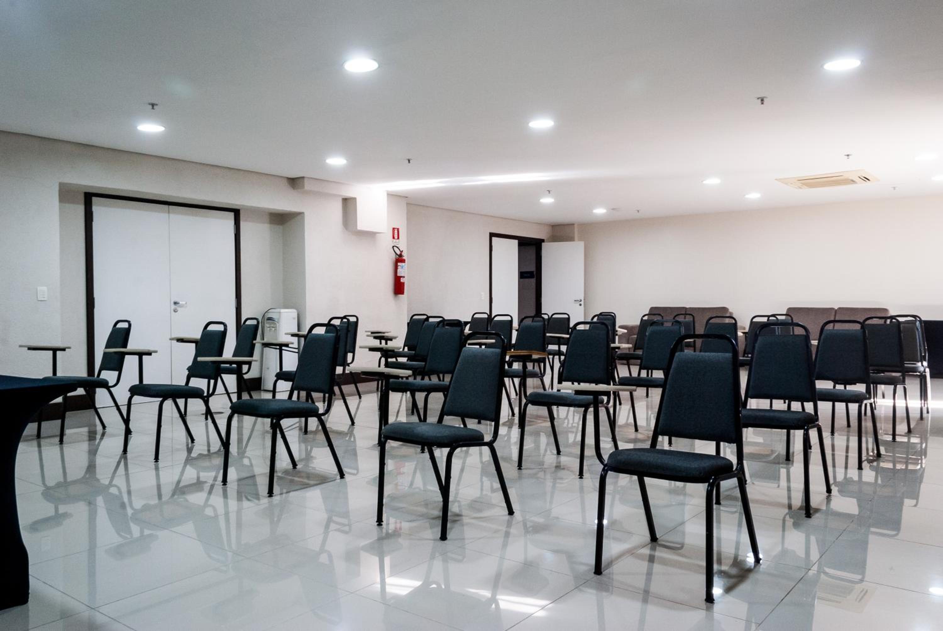 Hotel Master Express Moinhos de Vento - Image 1