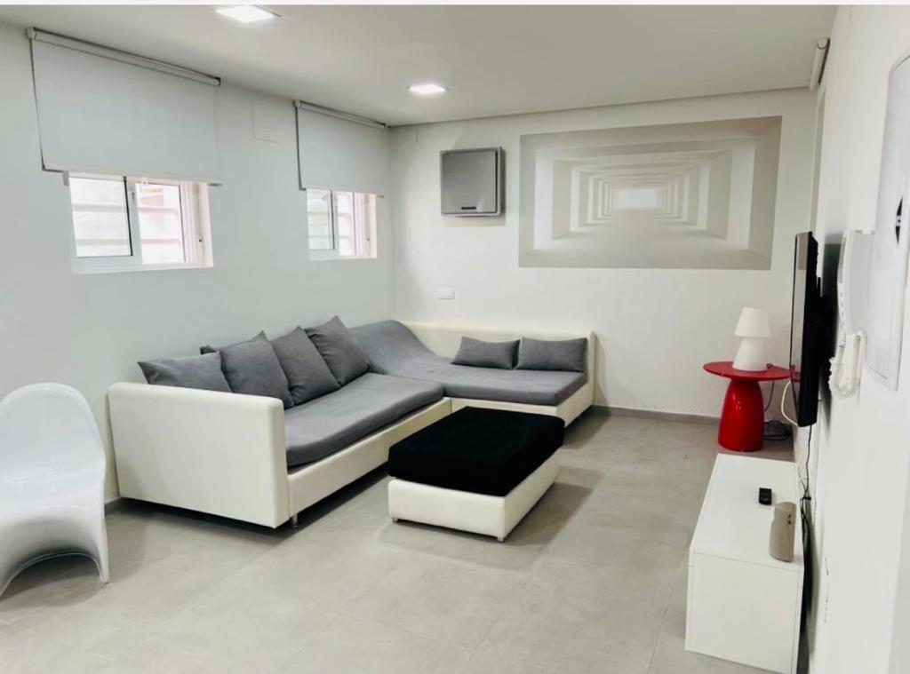 Incredible luxury location in Puerto Banús beach for families
