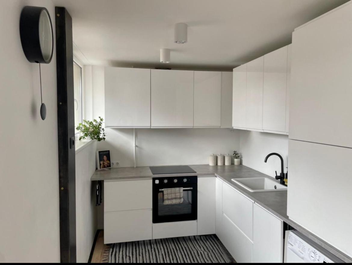 SEASIDE APARTMENT