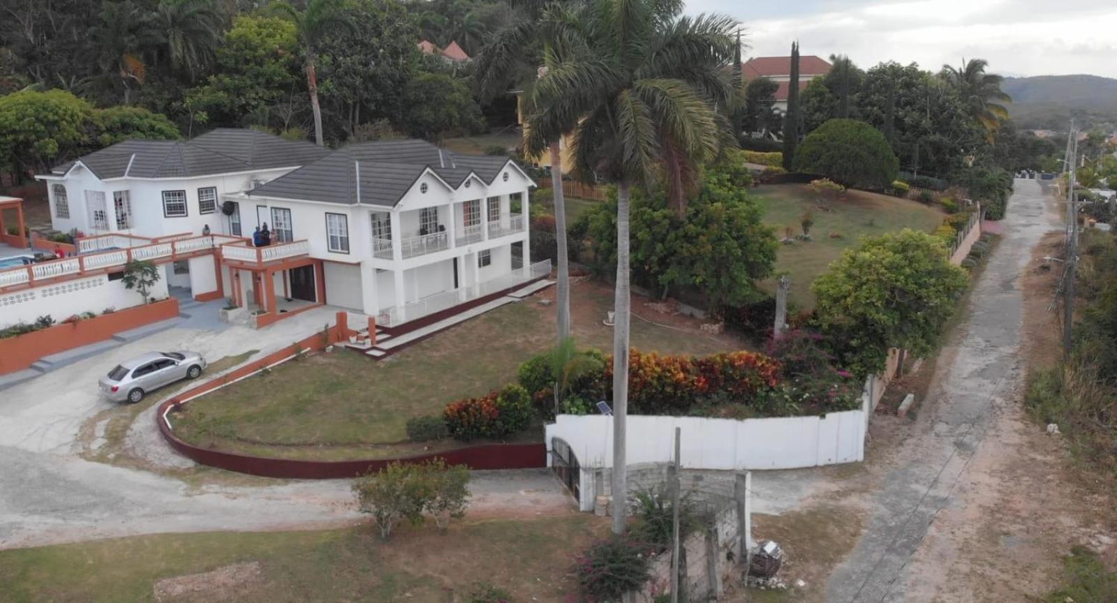 Villa Solstice