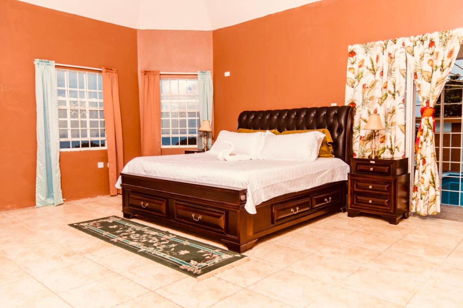 Villa Solstice