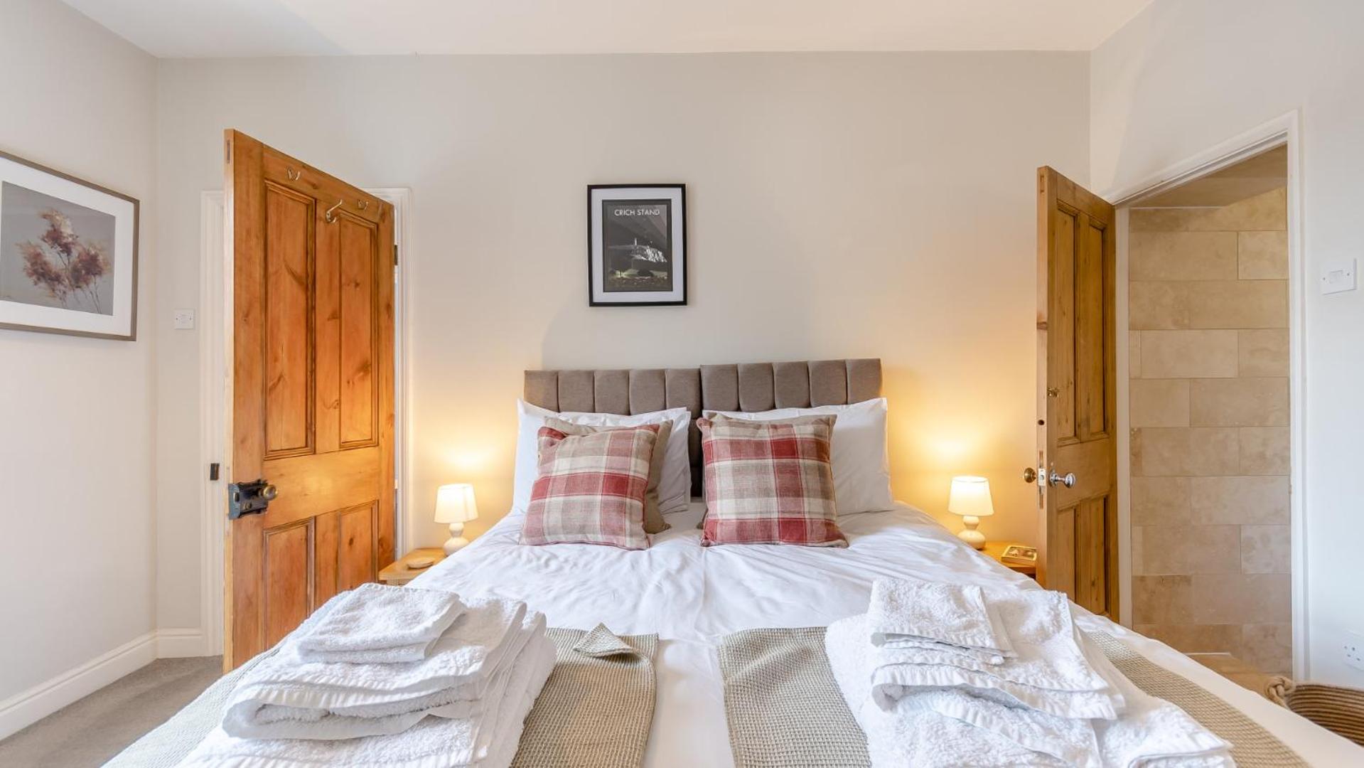 3 Bed in Crich oc-dcivyd view 2
