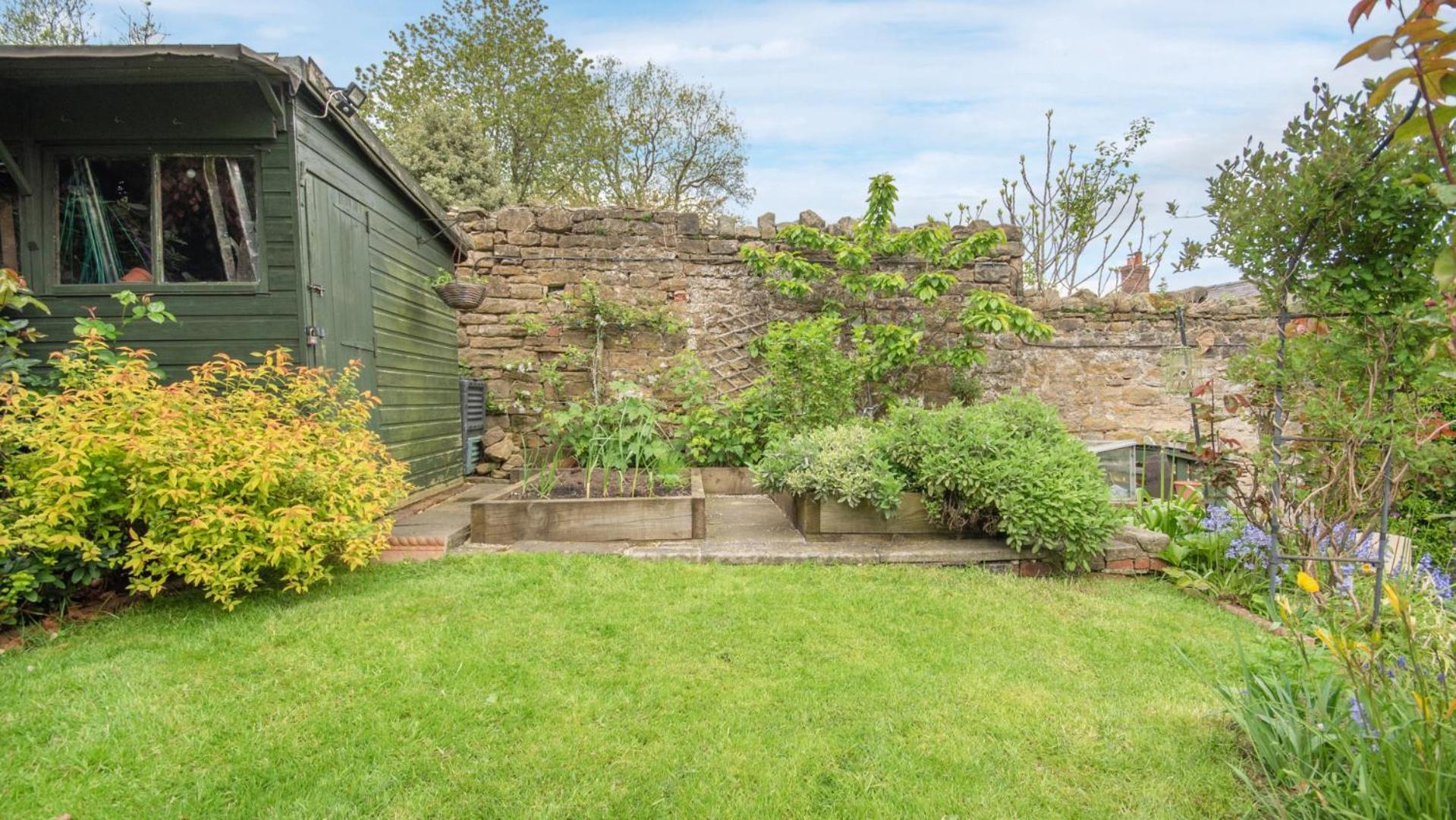 3 Bed in Crich oc-dcivyd view 5