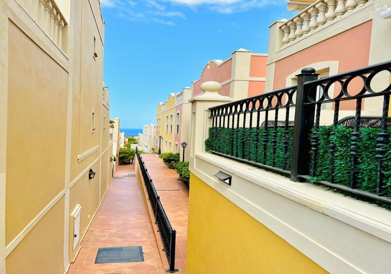 Enjoy 1 BR Palm Mar next to pool by Aqua Vista Tenerife view 4