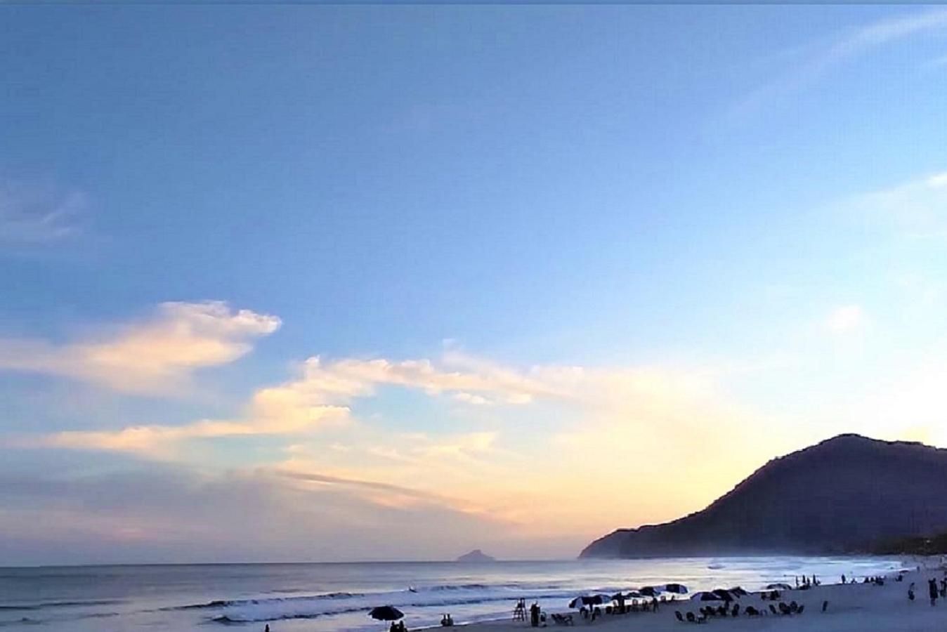 Casa a uma quadra da praia Maresias