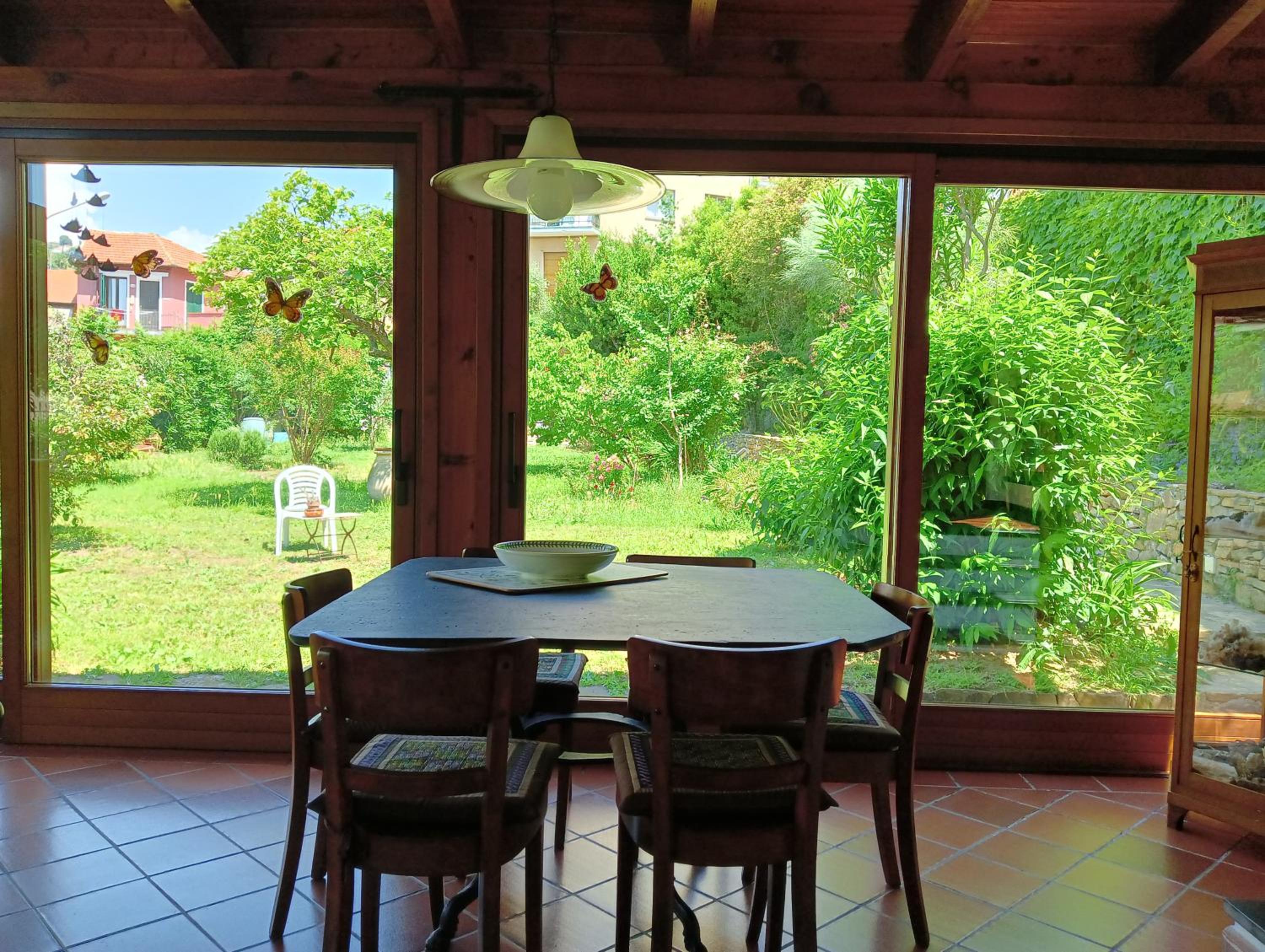 Villetta con giardino a due passi dal mare view 3