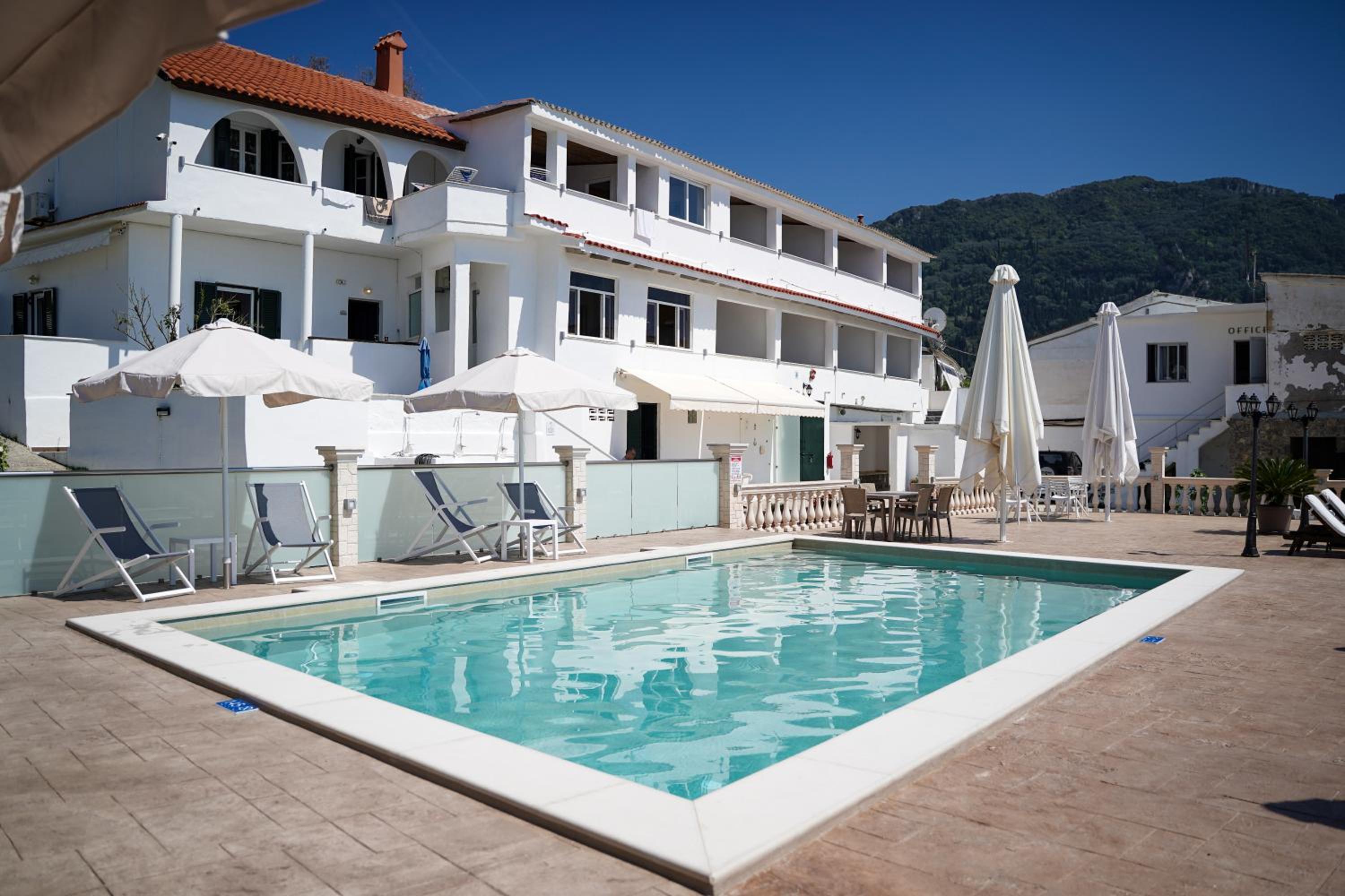 Kostas Beach Apartments view 2