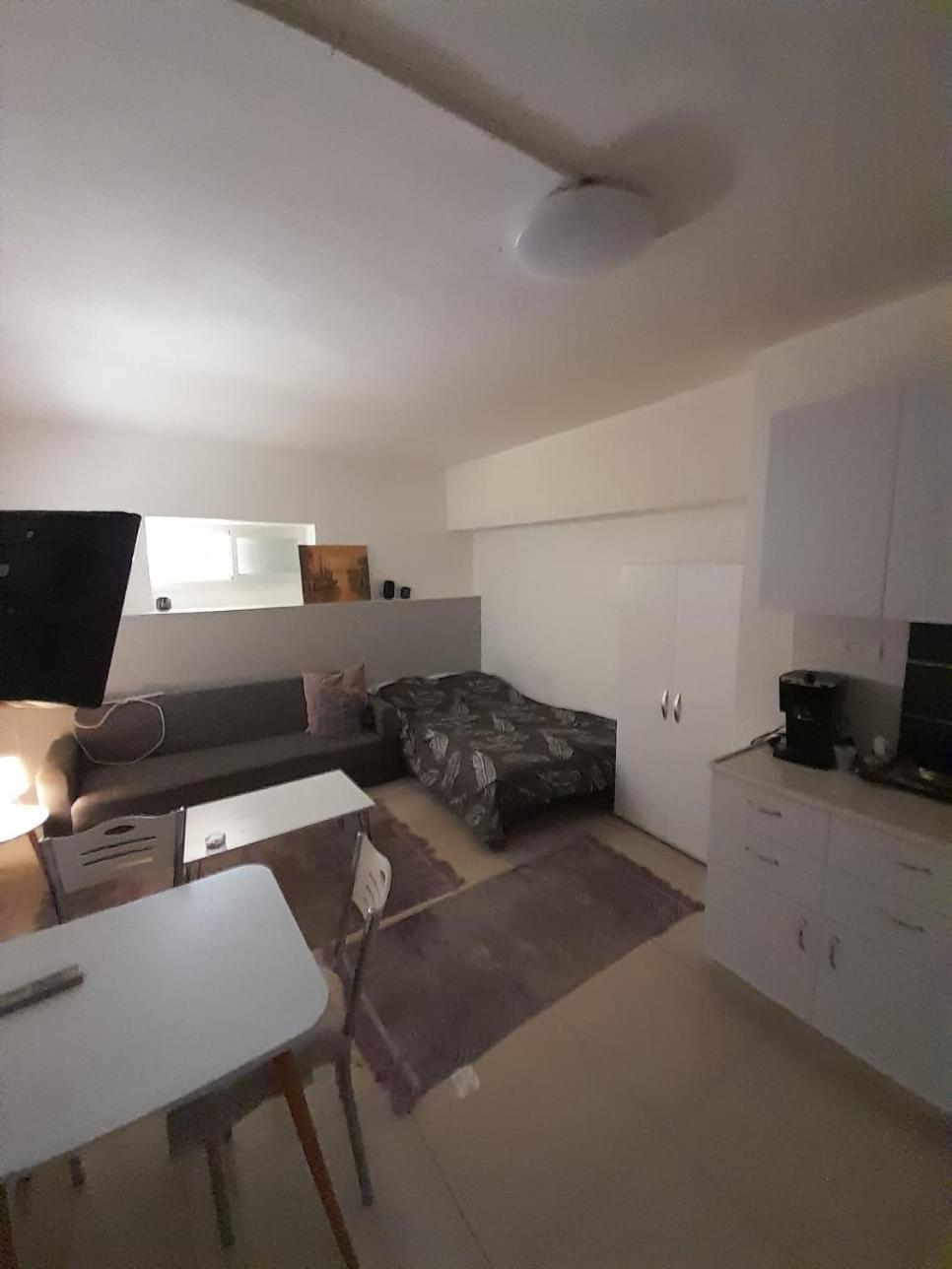 German Colony Center Apartment view 3