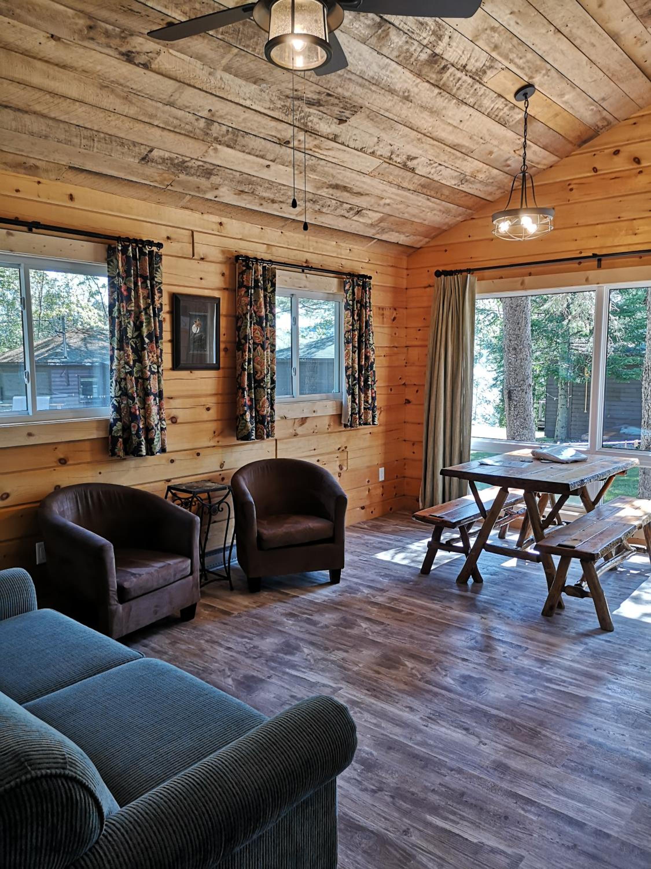 The Pines Cottage Resort view 3